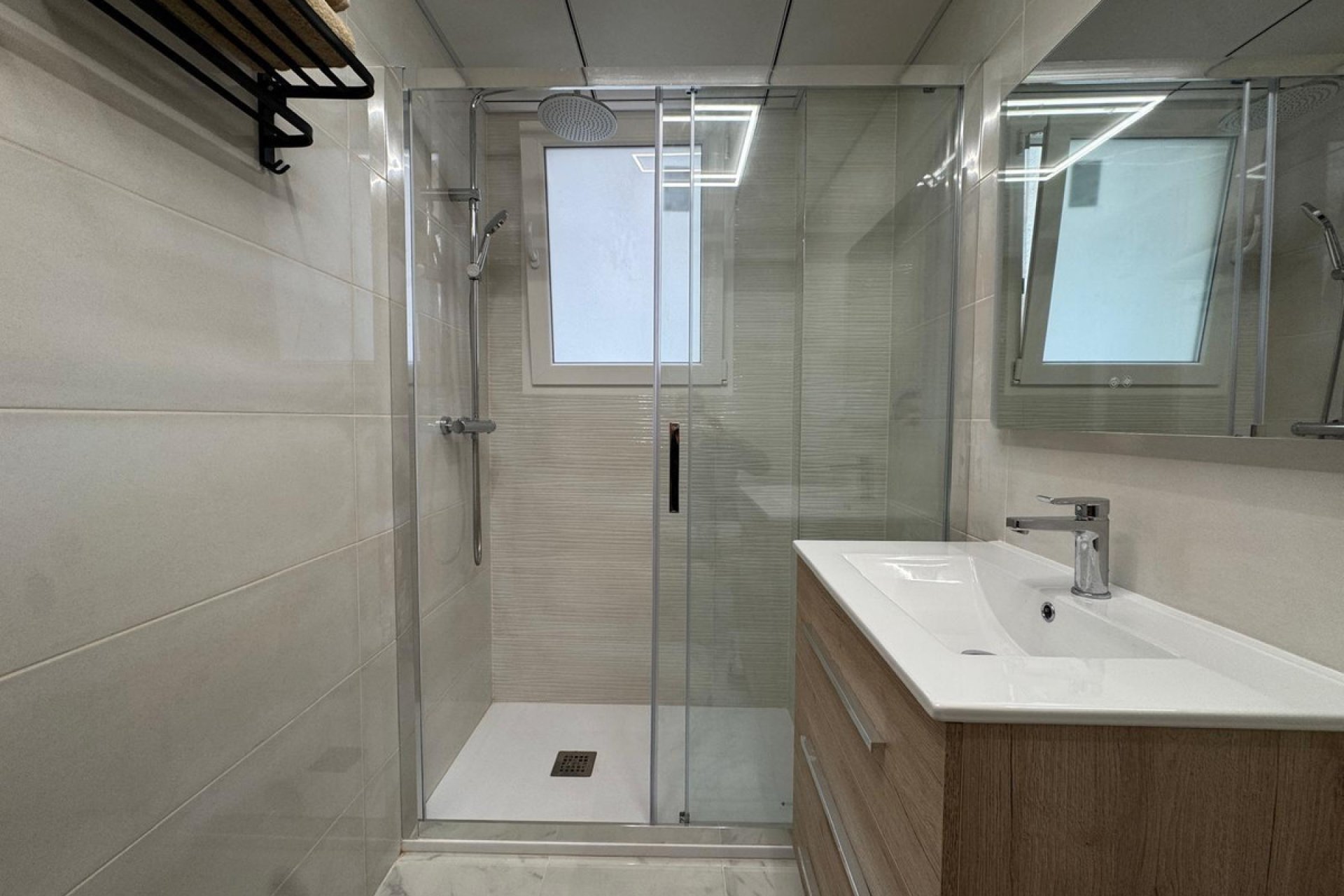 Reventa - Apartamento / piso -
Torrevieja - Torrevieja Centro