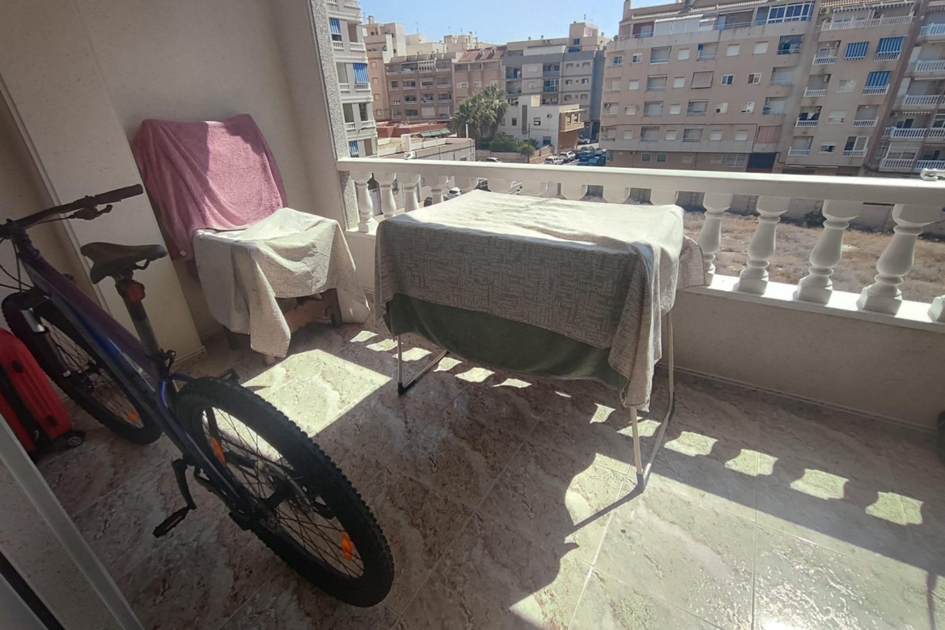 Reventa - Apartamento / piso -
Torrevieja - Torrevieja Centro