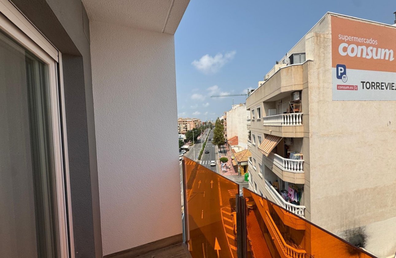 Reventa - Apartamento / piso -
Torrevieja - Torrevieja Centro