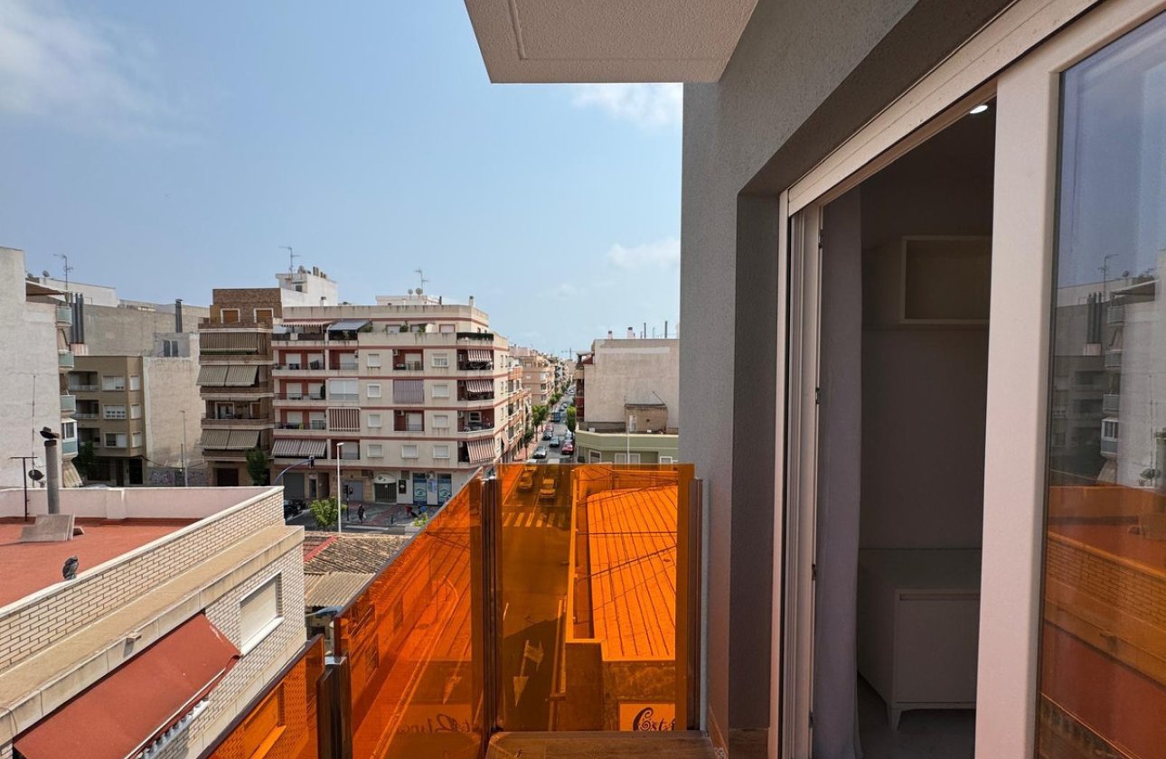 Reventa - Apartamento / piso -
Torrevieja - Torrevieja Centro