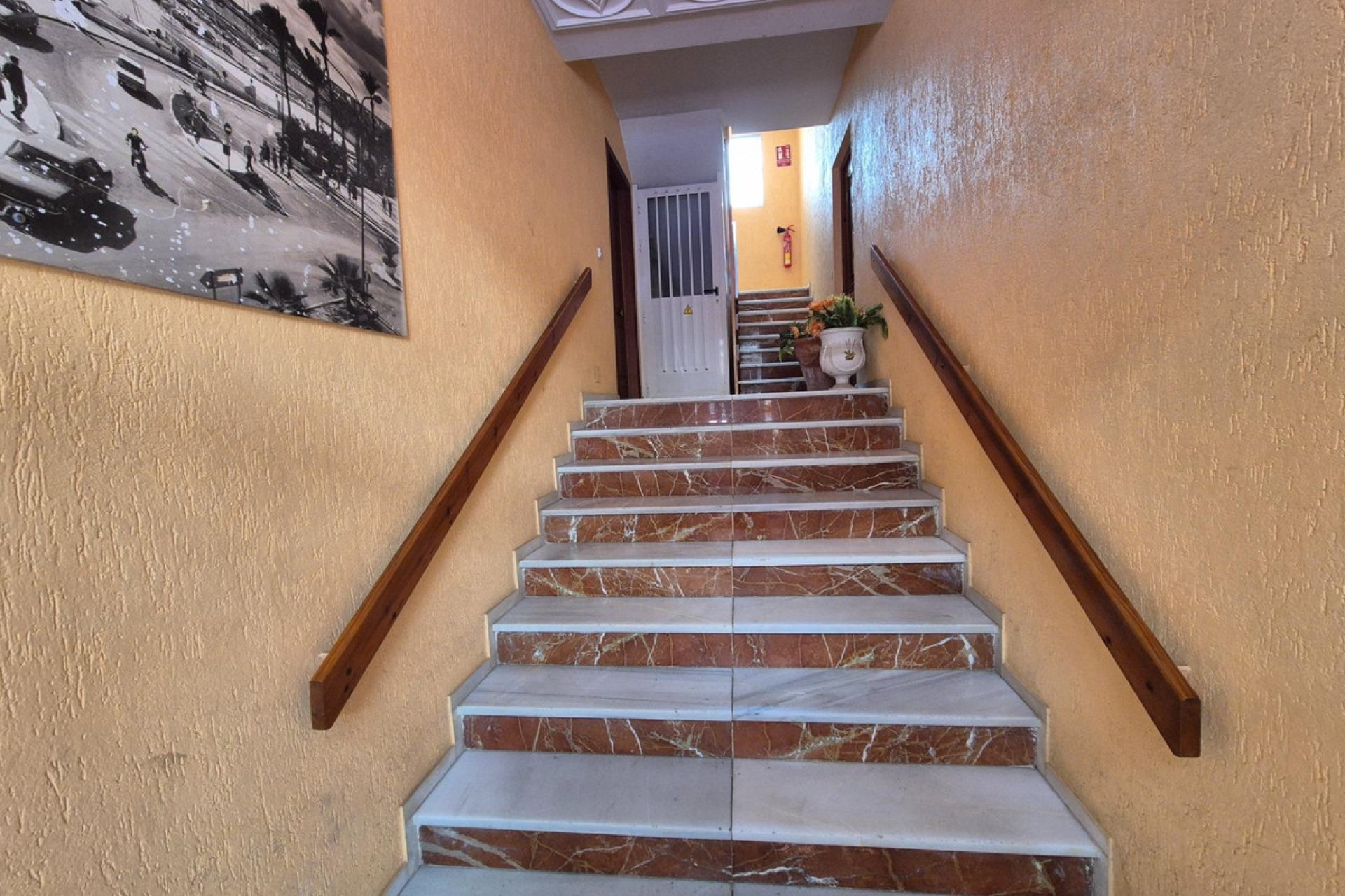 Reventa - Apartamento / piso -
Torrevieja - Torrevieja Centro