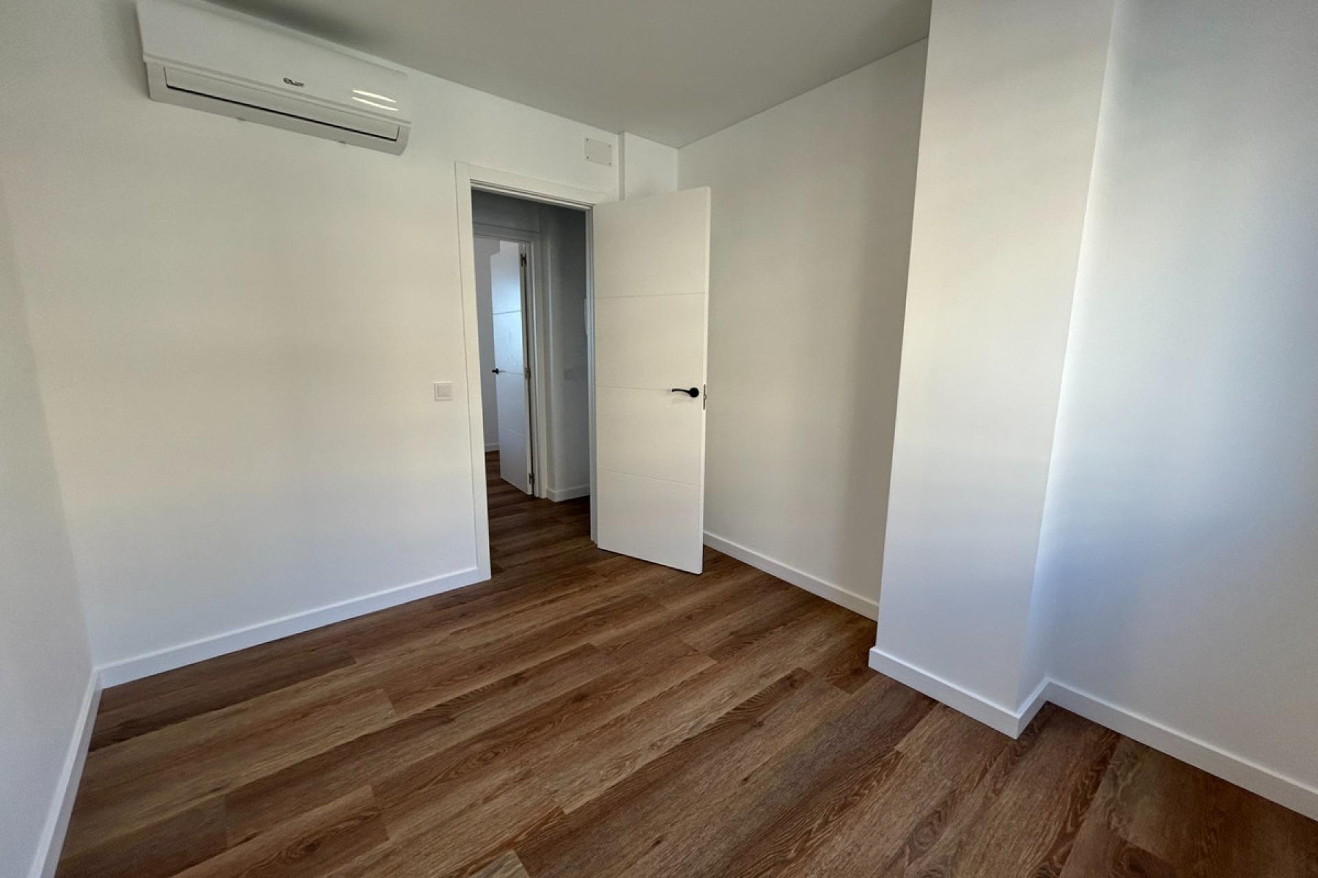 Reventa - Apartamento / piso -
Torrevieja - Torrevieja Centro