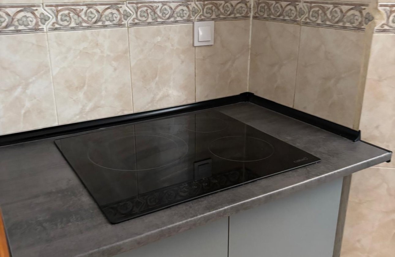 Reventa - Apartamento / piso -
Torrevieja - Torrevieja Centro