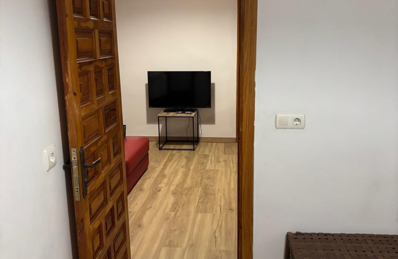 Reventa - Apartamento / piso -
Torrevieja - Torrevieja Centro
