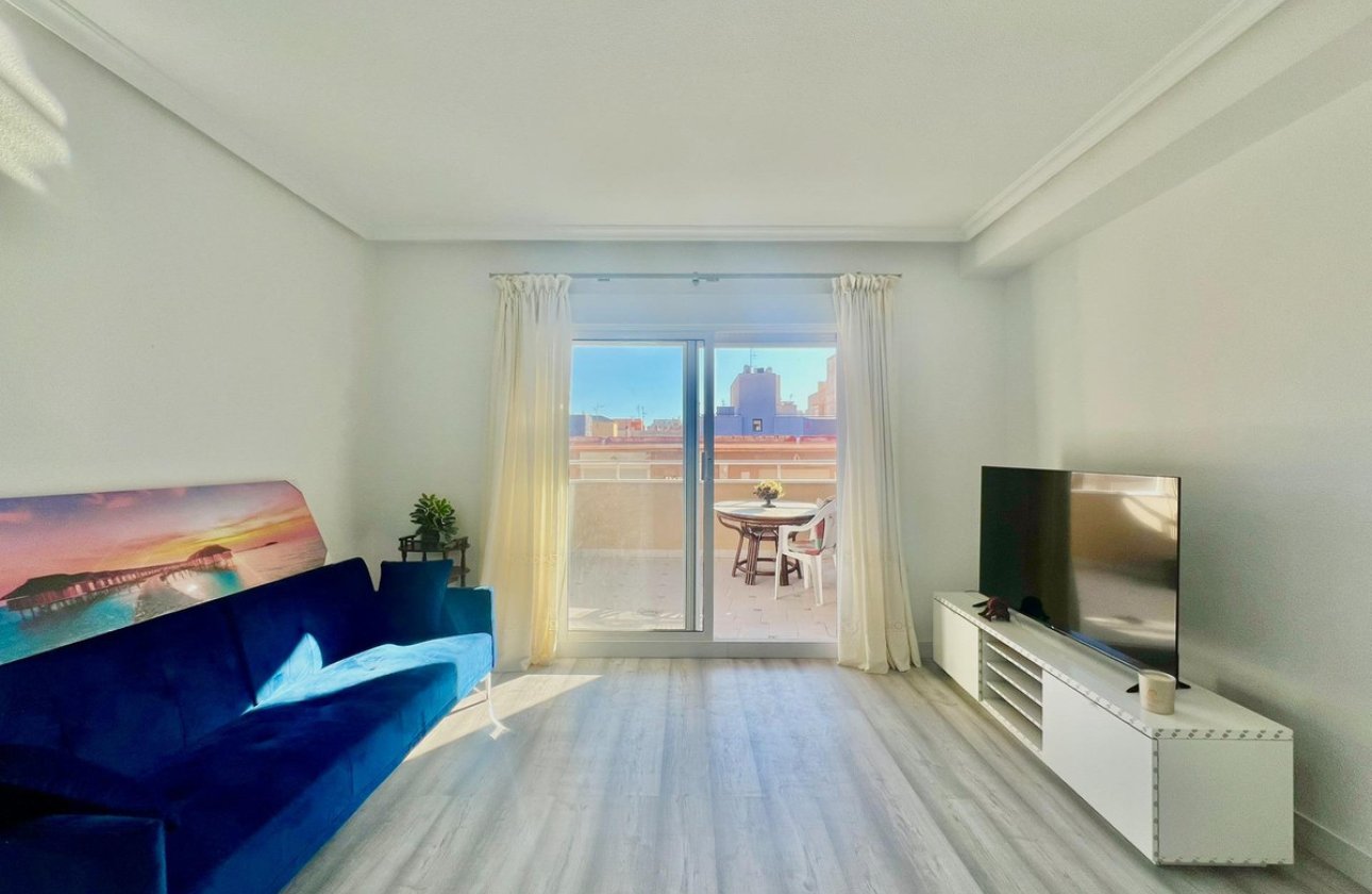 Reventa - Apartamento / piso -
Torrevieja - Torrevieja Centro