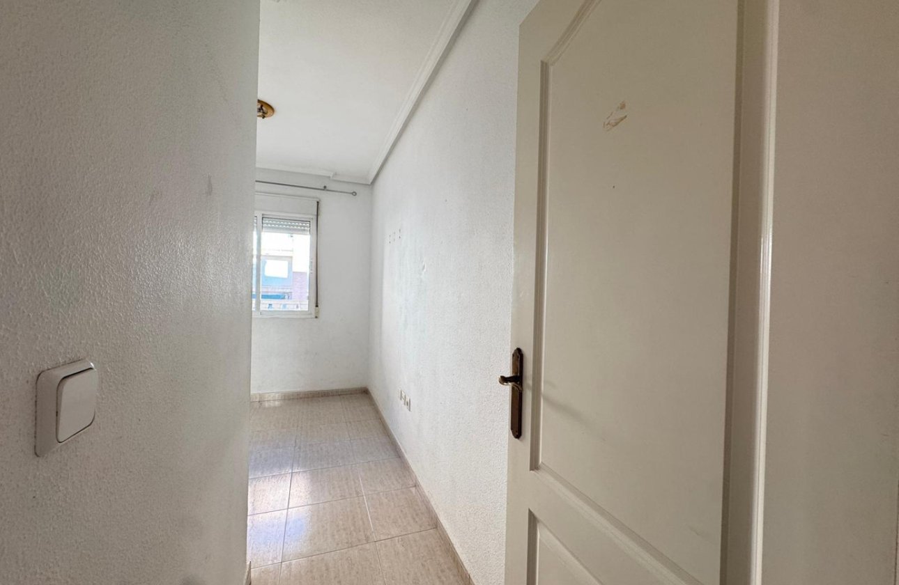 Reventa - Apartamento / piso -
Torrevieja - Torrevieja Centro