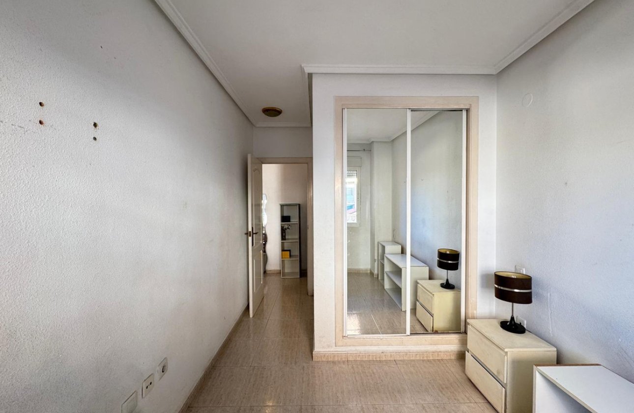 Reventa - Apartamento / piso -
Torrevieja - Torrevieja Centro