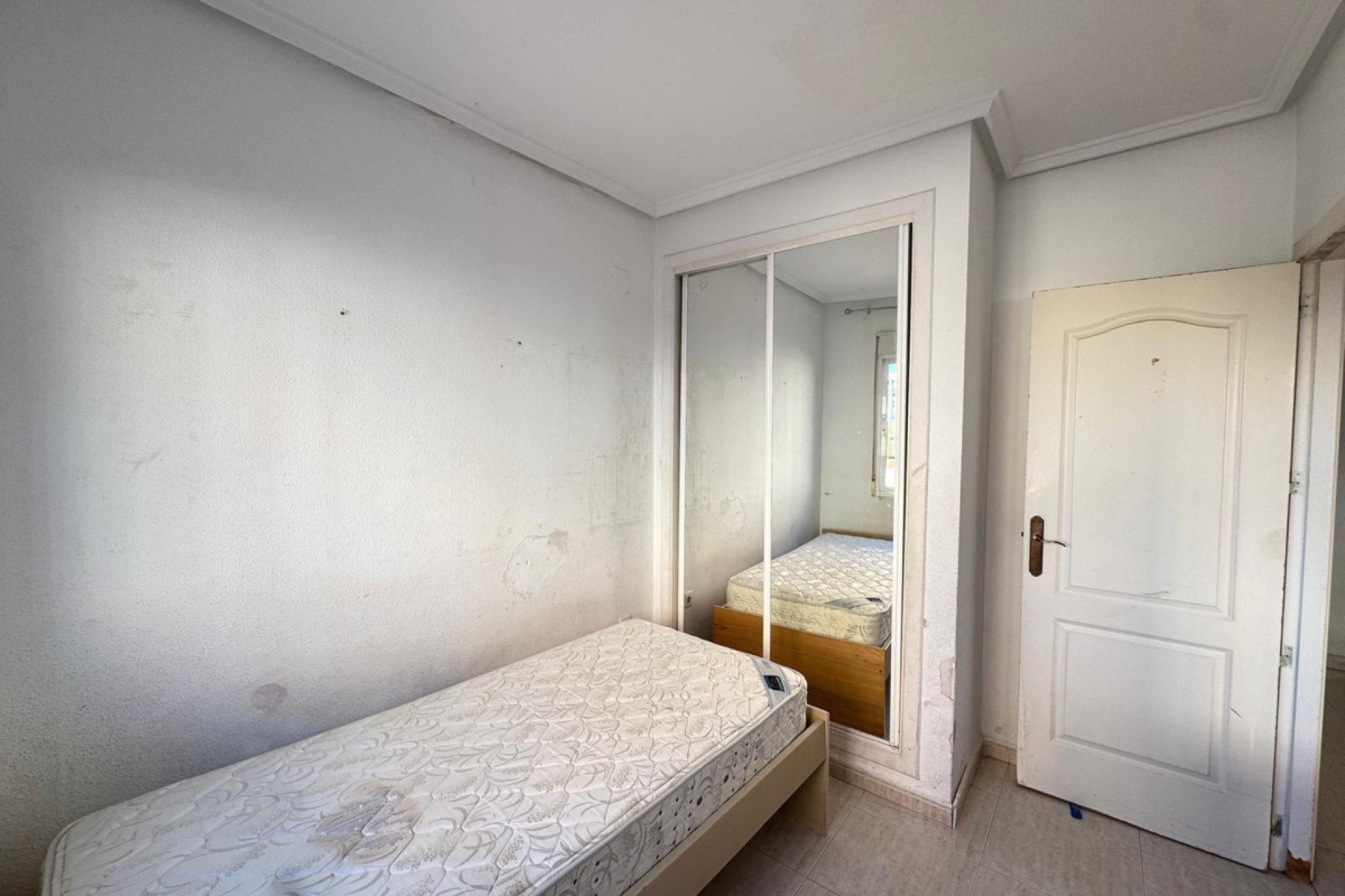 Reventa - Apartamento / piso -
Torrevieja - Torrevieja Centro