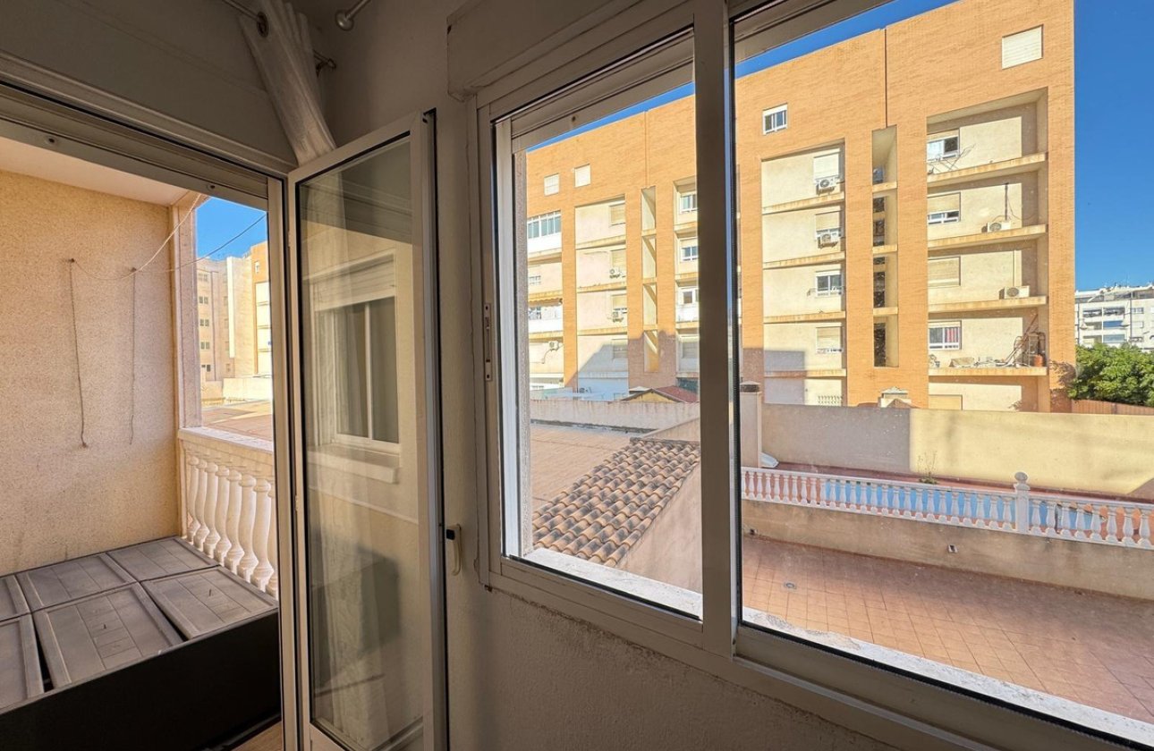 Reventa - Apartamento / piso -
Torrevieja - Torrevieja Centro