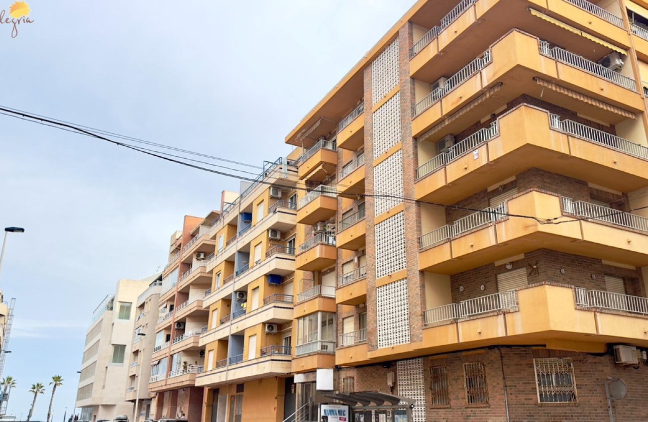 Reventa - Apartamento / piso -
Torrevieja - Torrevieja Centro