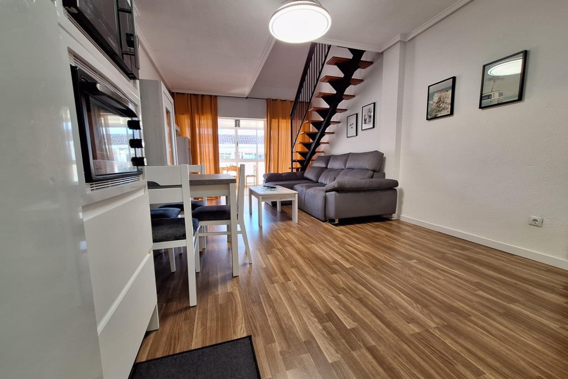 Reventa - Apartamento / piso -
Torrevieja - Torrevieja Centro