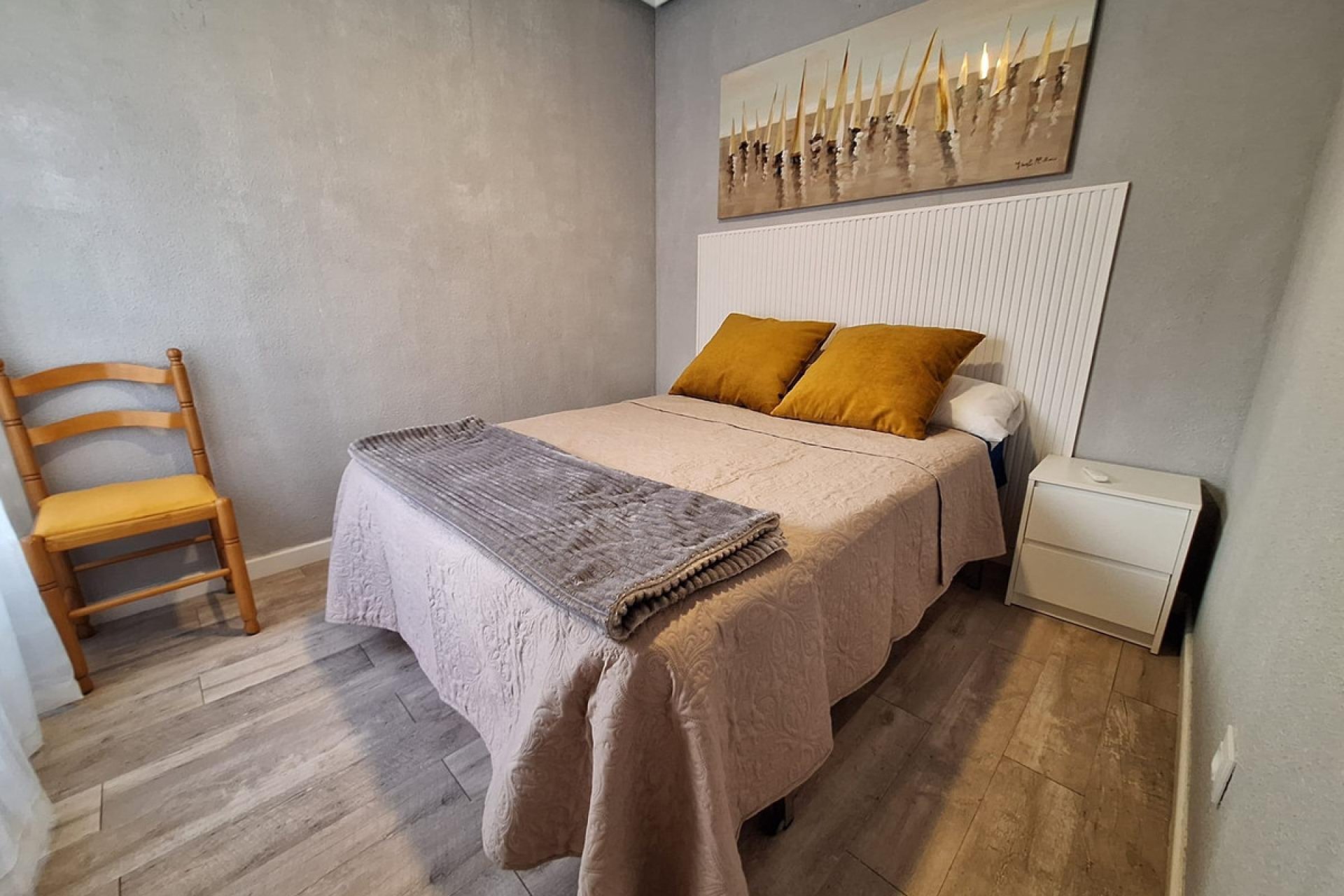 Reventa - Apartamento / piso -
Torrevieja - Torrevieja Centro