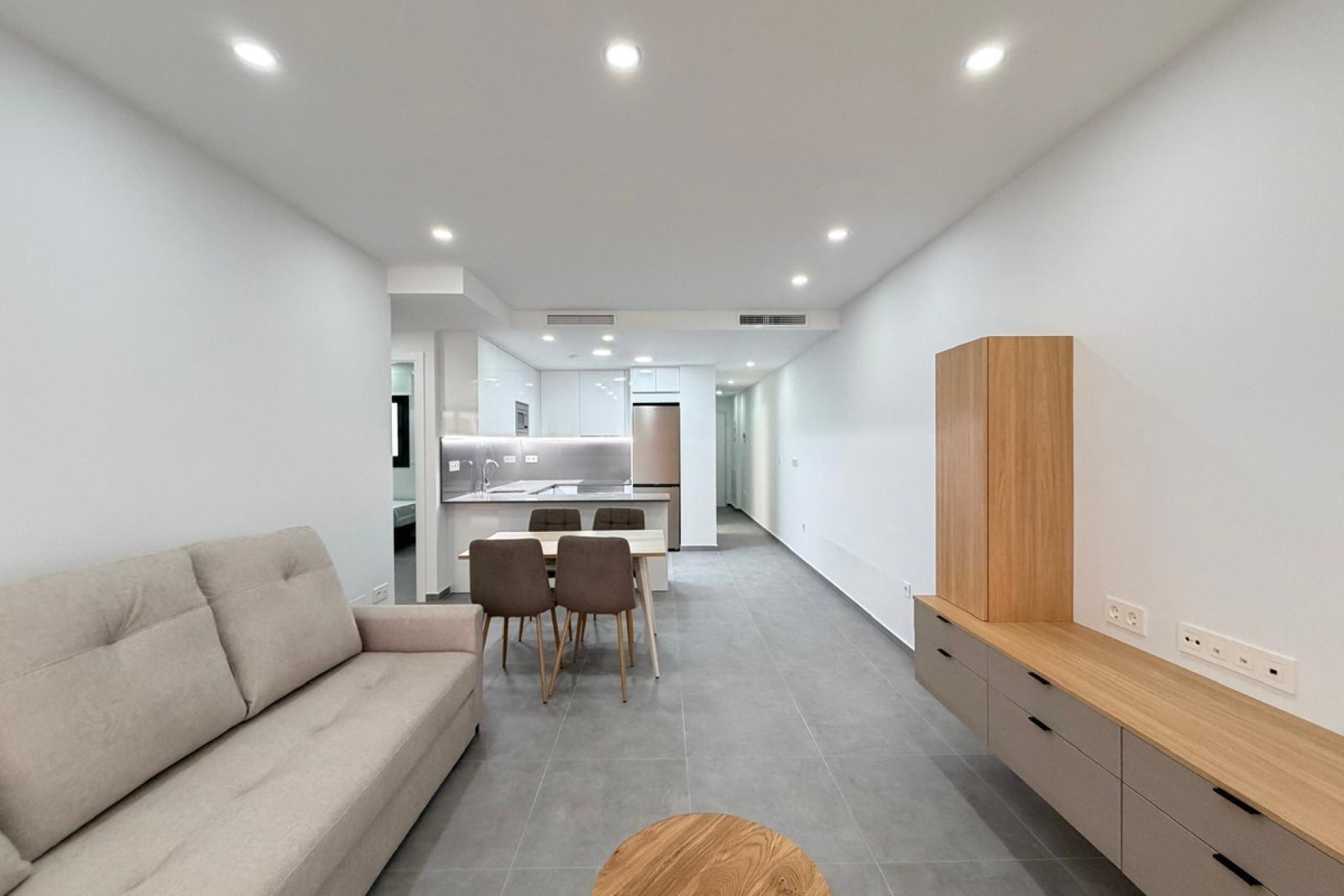 Reventa - Apartamento / piso -
Torrevieja - Torrevieja Centro