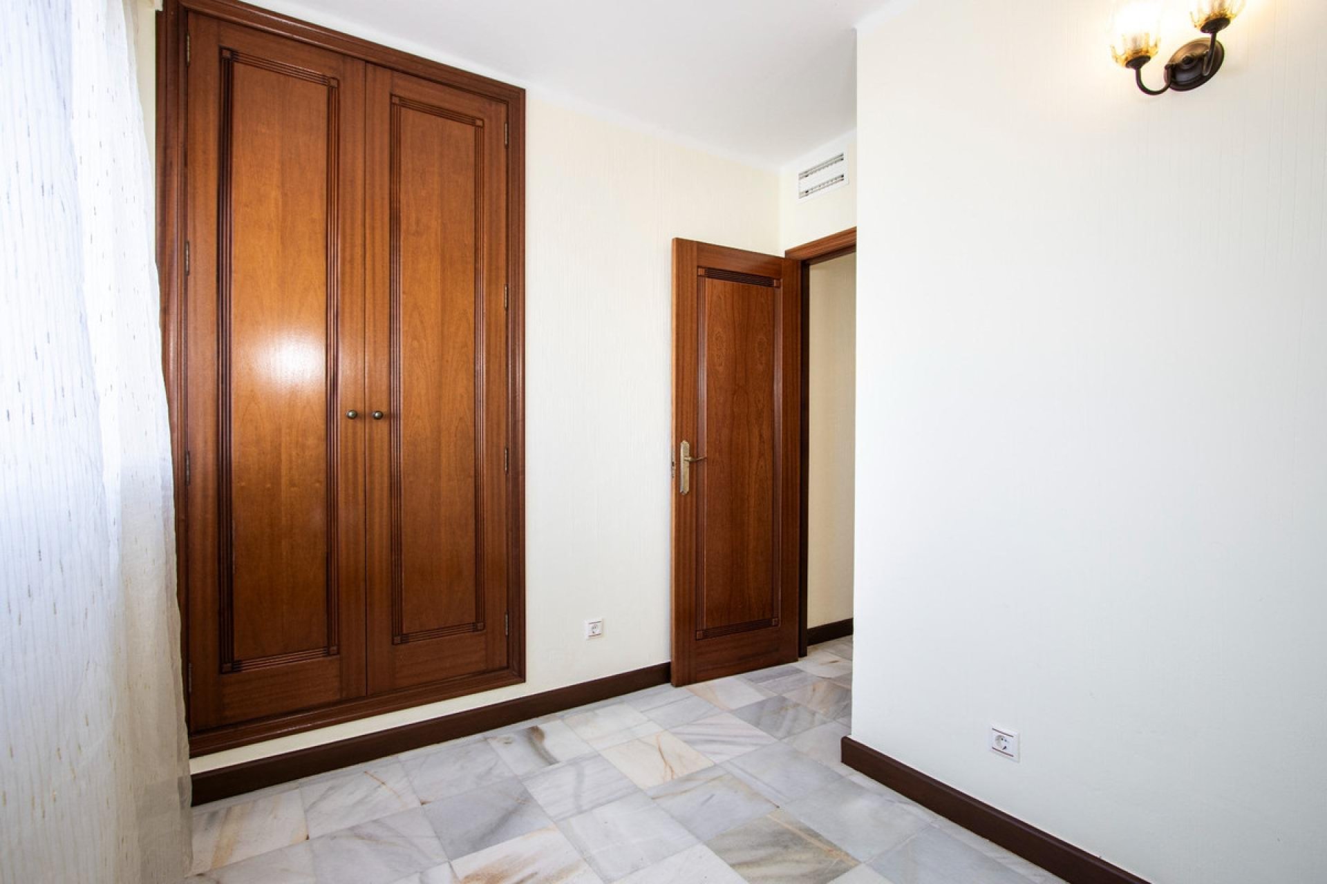 Reventa - Apartamento / piso -
Torrevieja - Torrevieja Centro