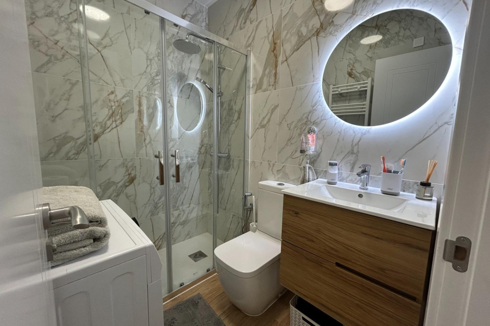 Reventa - Apartamento / piso -
Torrevieja - Torrevieja Centro