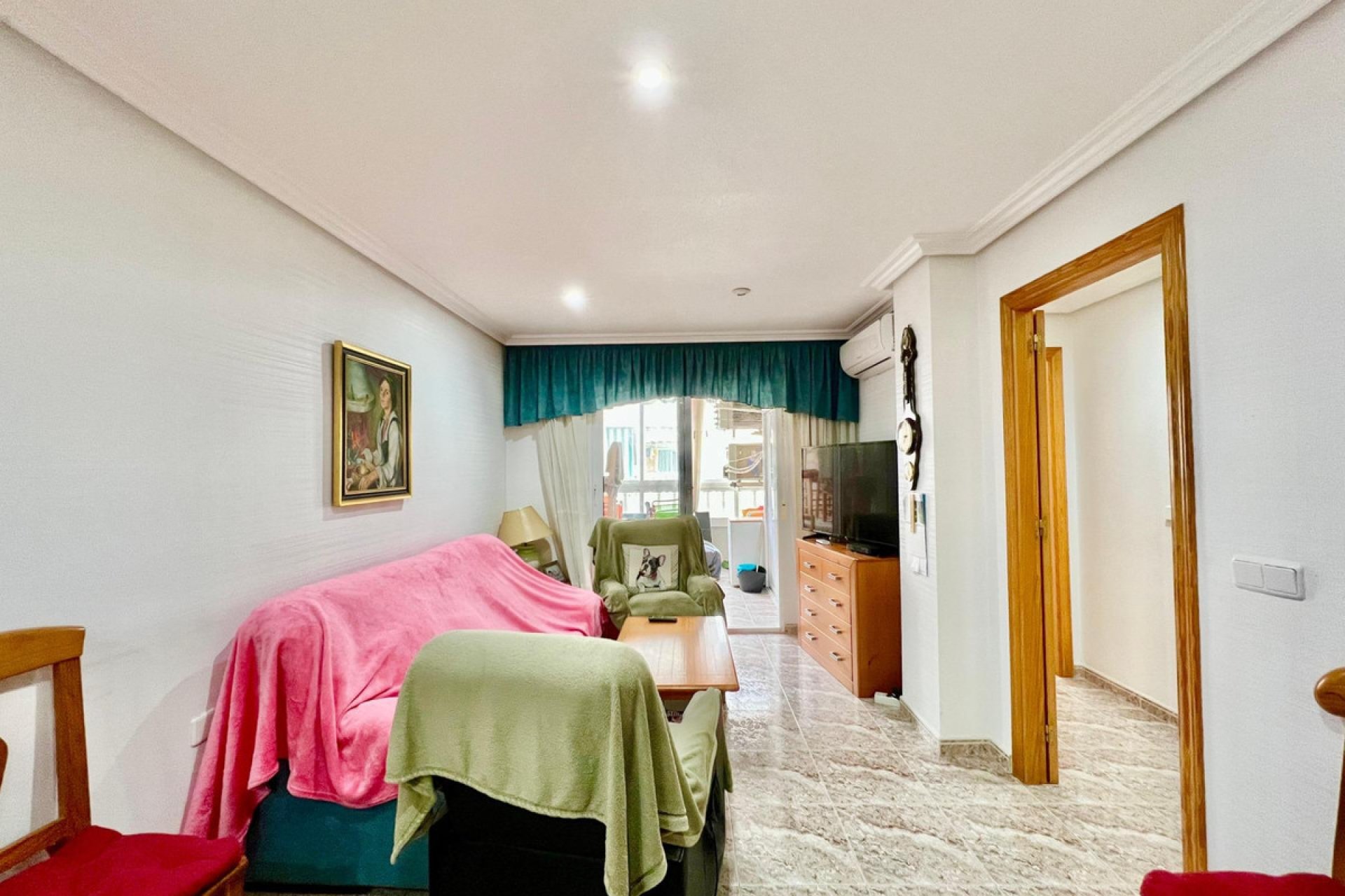 Reventa - Apartamento / piso -
Torrevieja - Torrevieja Centro