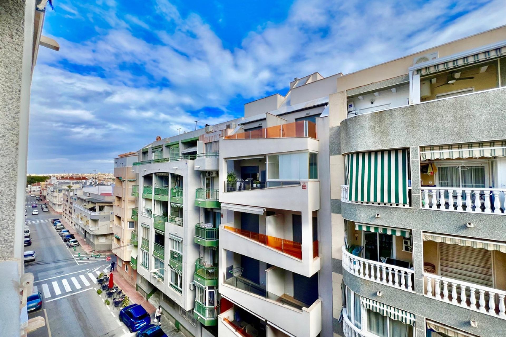 Reventa - Apartamento / piso -
Torrevieja - Torrevieja Centro