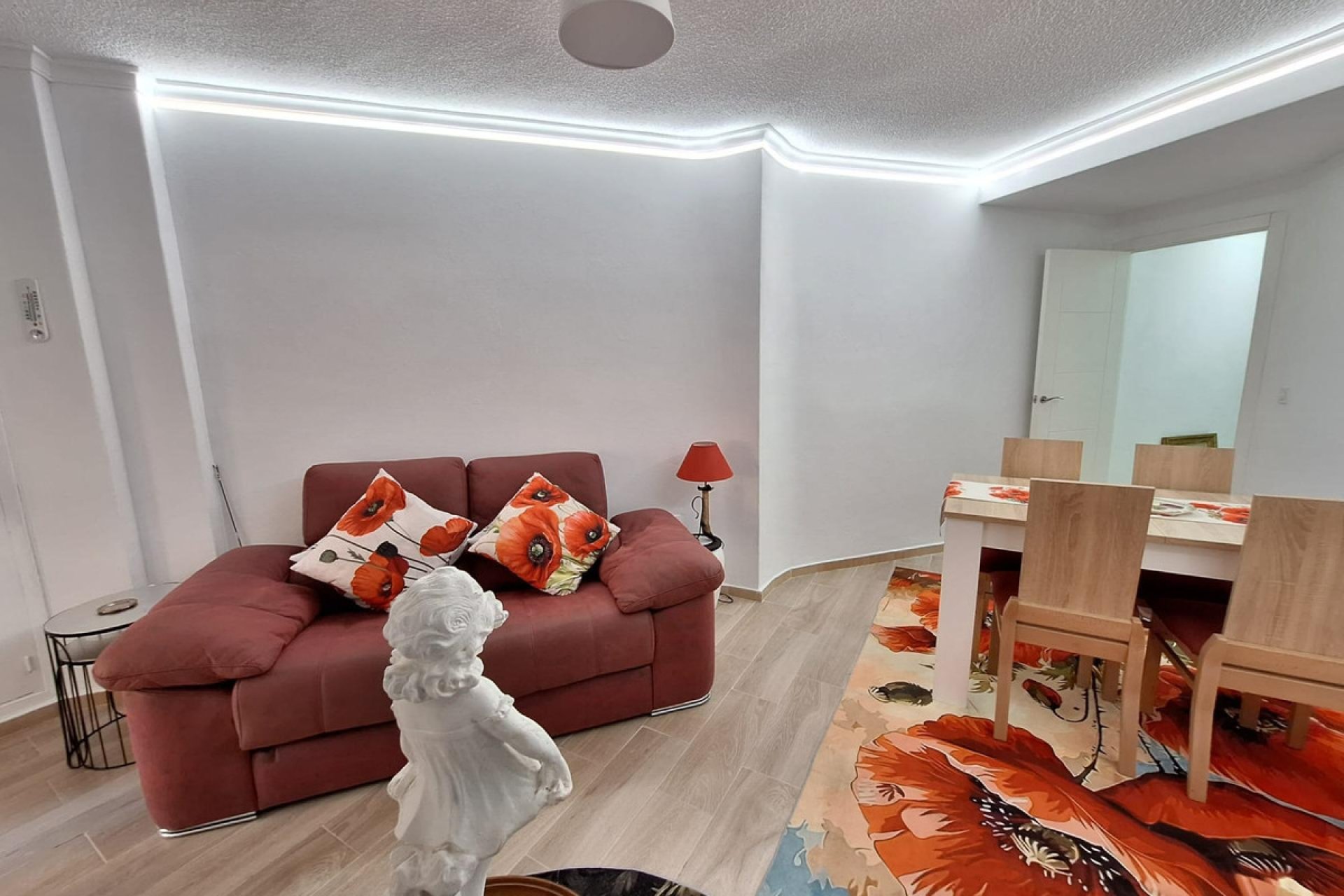 Reventa - Apartamento / piso -
Torrevieja - Torrevieja Centro