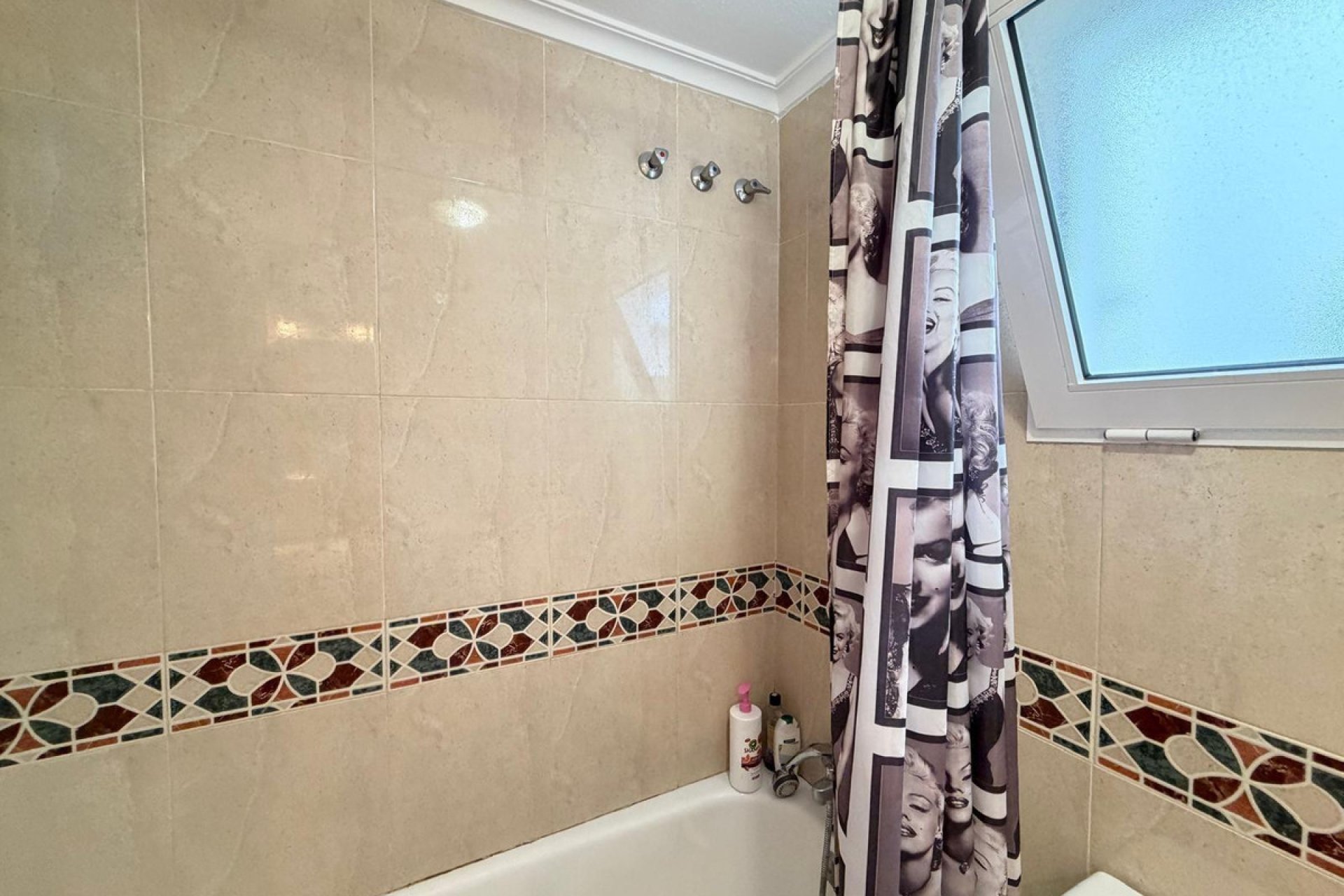 Reventa - Apartamento / piso -
Torrevieja - Torrevieja Centro