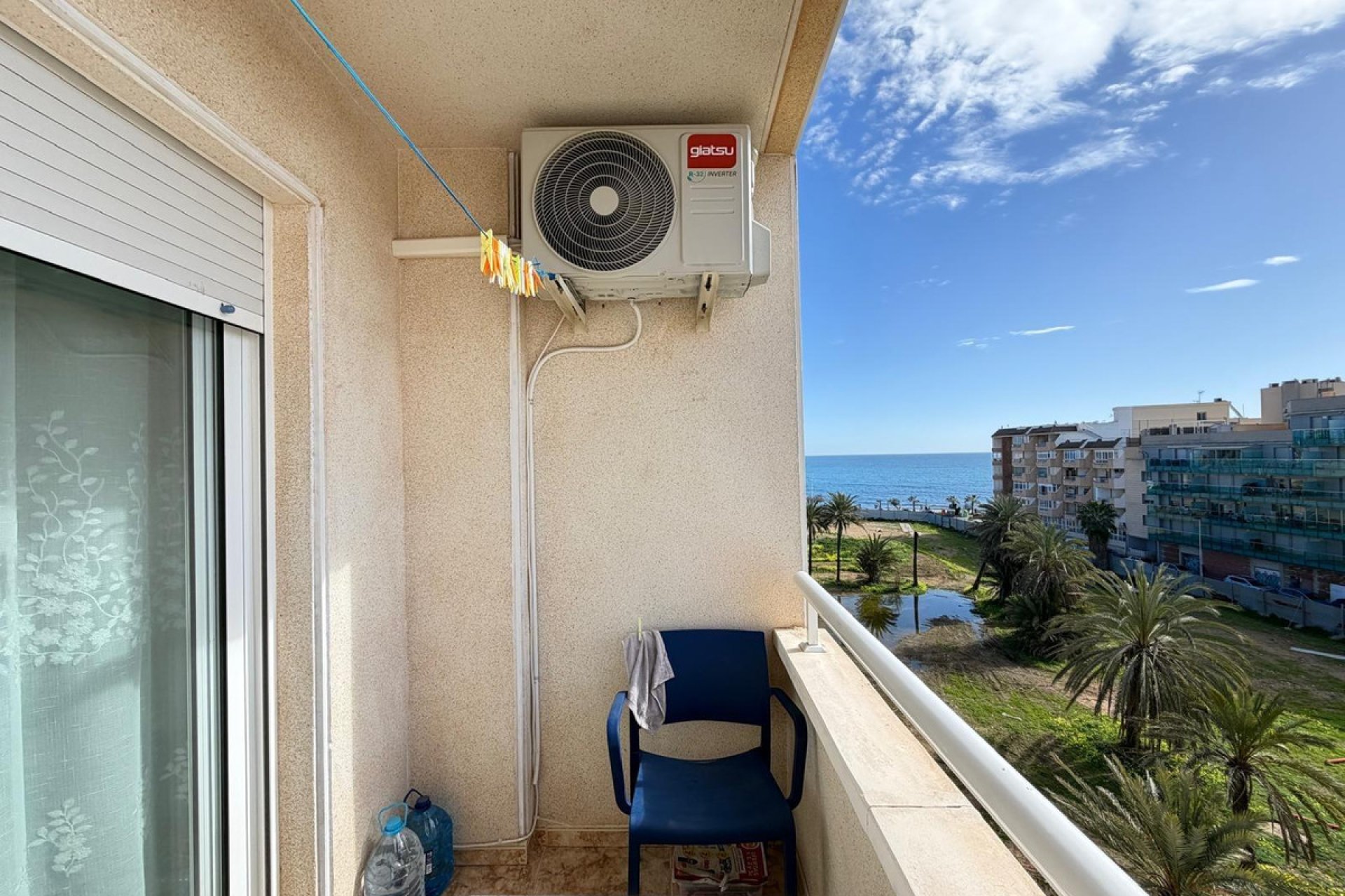 Reventa - Apartamento / piso -
Torrevieja - Torrevieja Centro