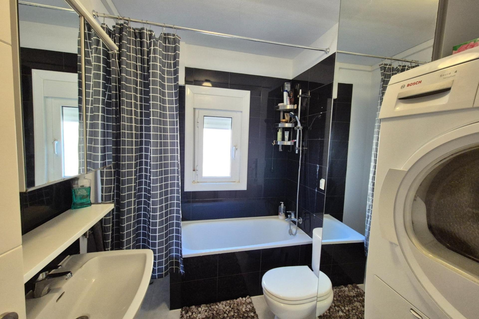 Reventa - Apartamento / piso -
Torrevieja - Torrevieja Centro