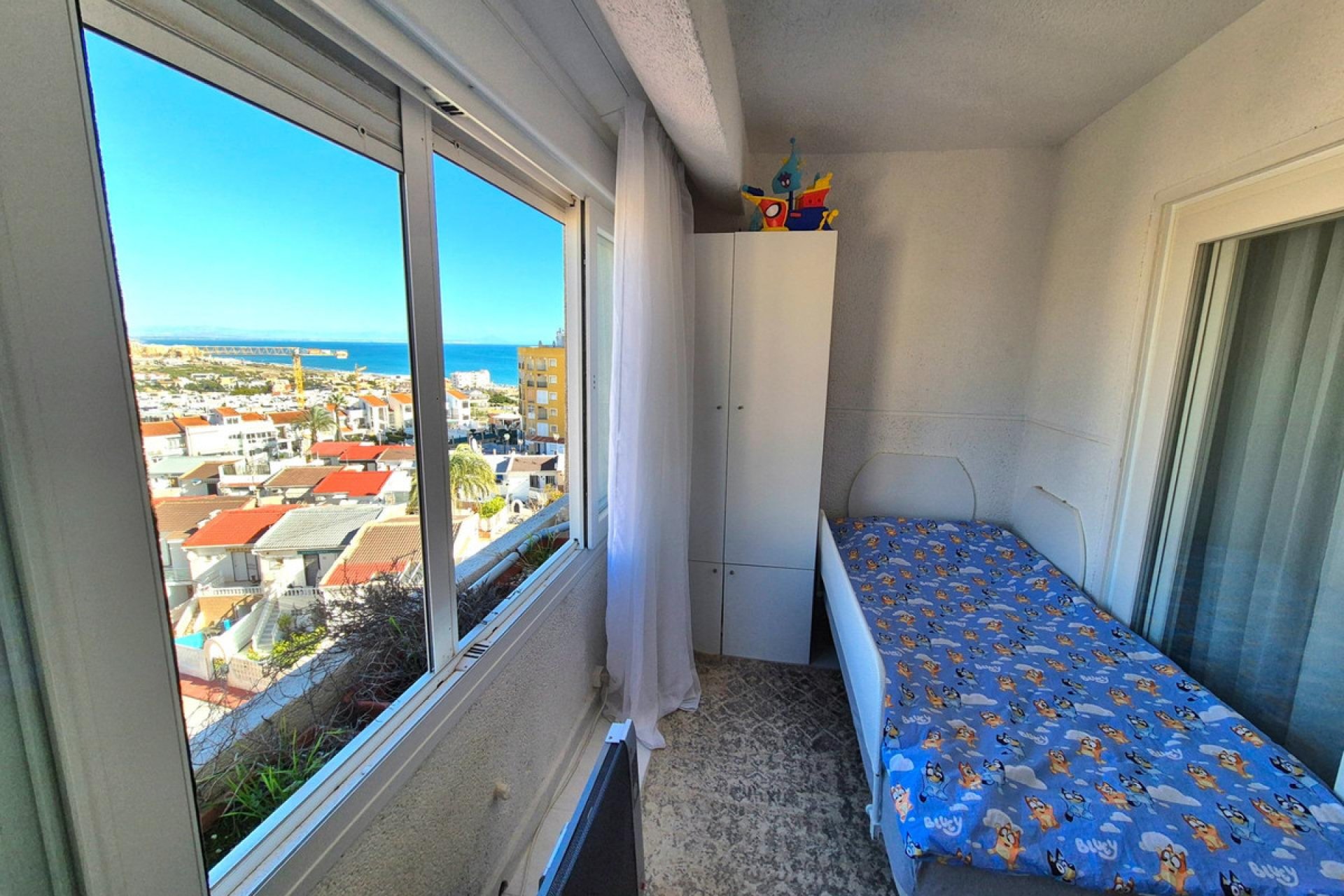 Reventa - Apartamento / piso -
Torrevieja - Torrevieja Centro
