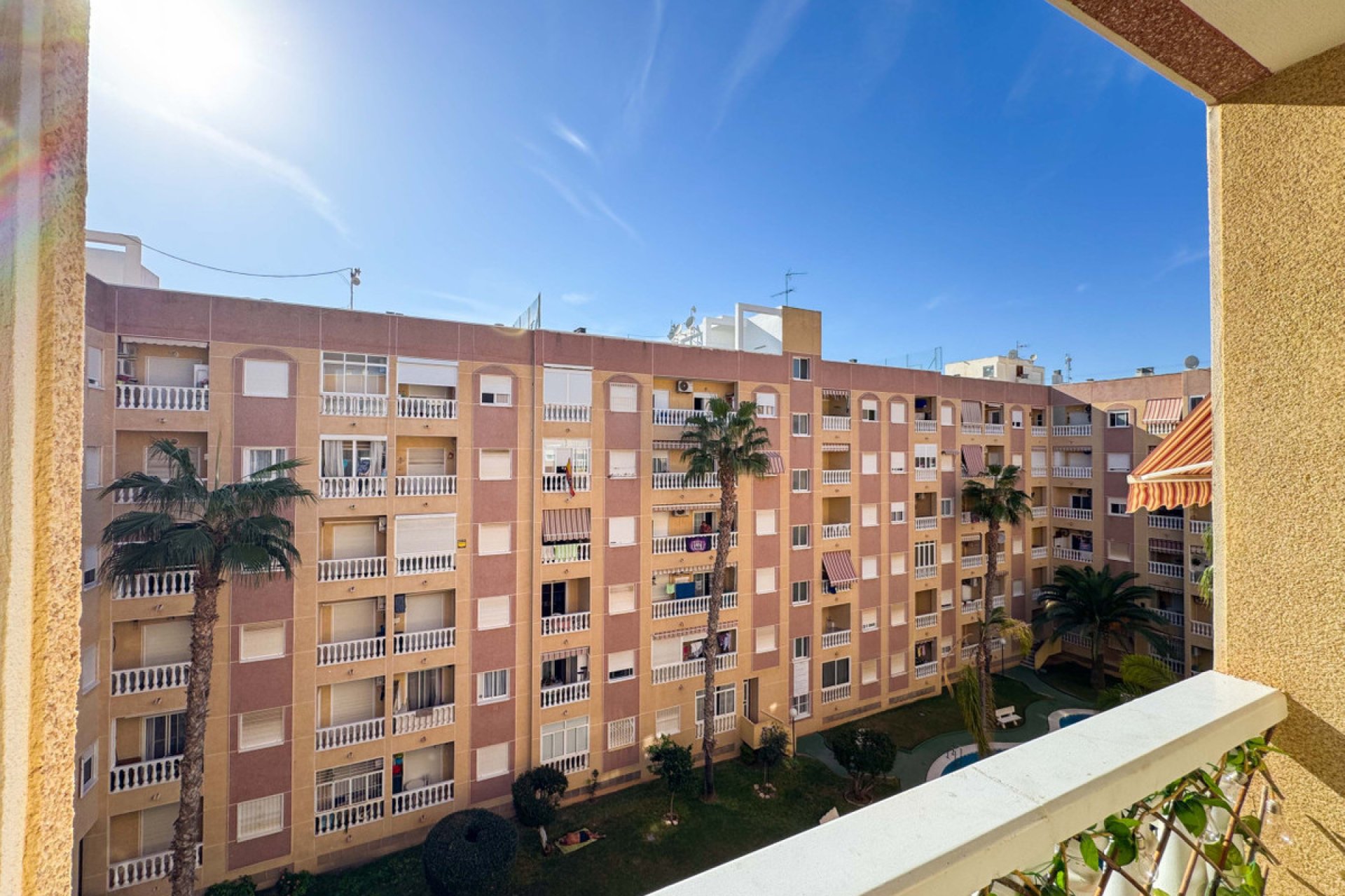 Reventa - Apartamento / piso -
Torrevieja - Torrevieja Centro