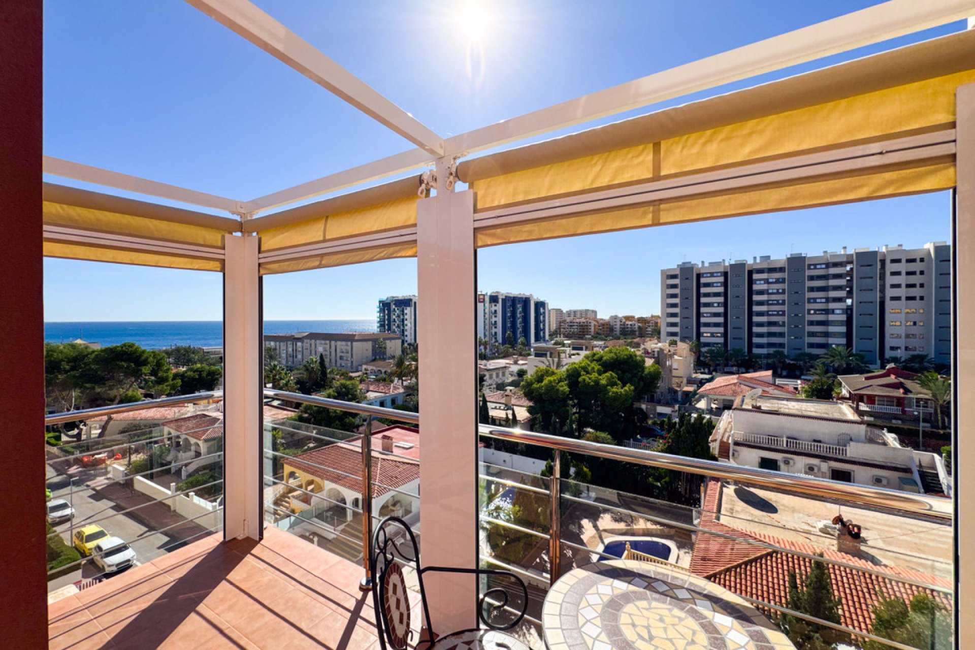 Reventa - Apartamento / piso -
Torrevieja - Torrevieja Centro