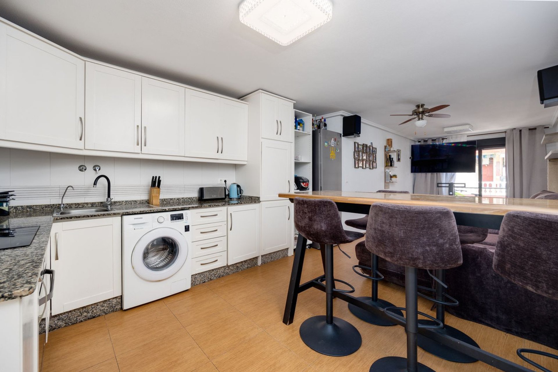 Reventa - Apartamento / piso -
Torrevieja - Torrevieja Centro