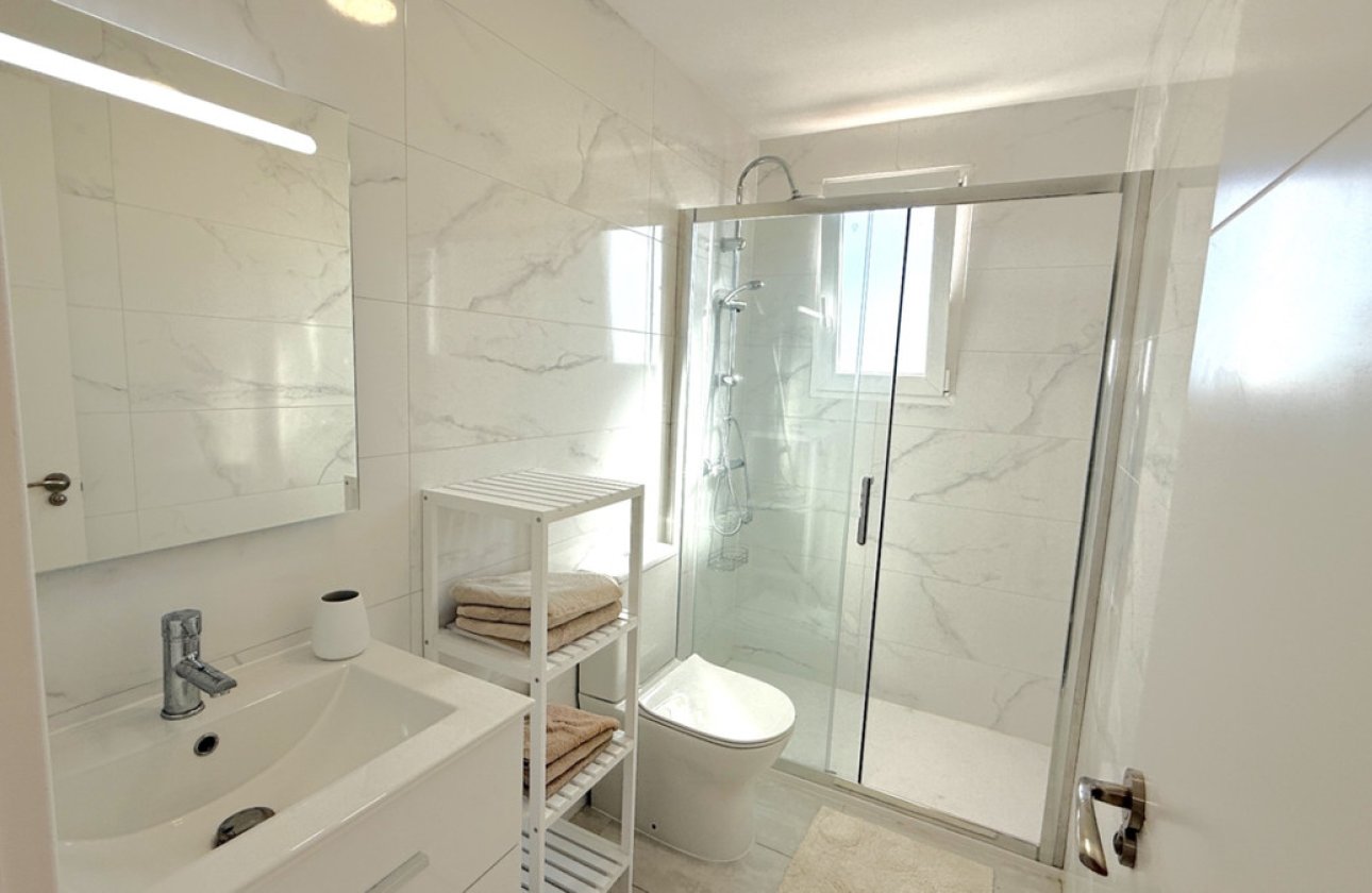 Reventa - Apartamento / piso -
Torrevieja - Torrevieja Centro