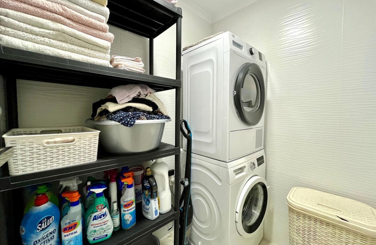 Reventa - Apartamento / piso -
Torrevieja - Torrevieja Centro