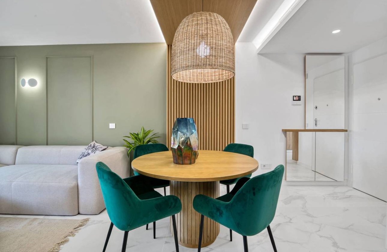 Reventa - Apartamento / piso -
Torrevieja - Torrevieja Centro