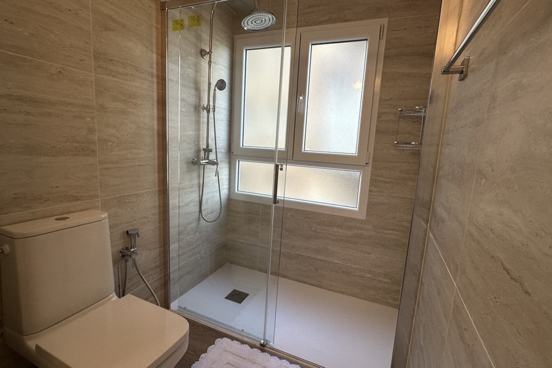 Reventa - Apartamento / piso -
Torrevieja - Torrevieja Centro