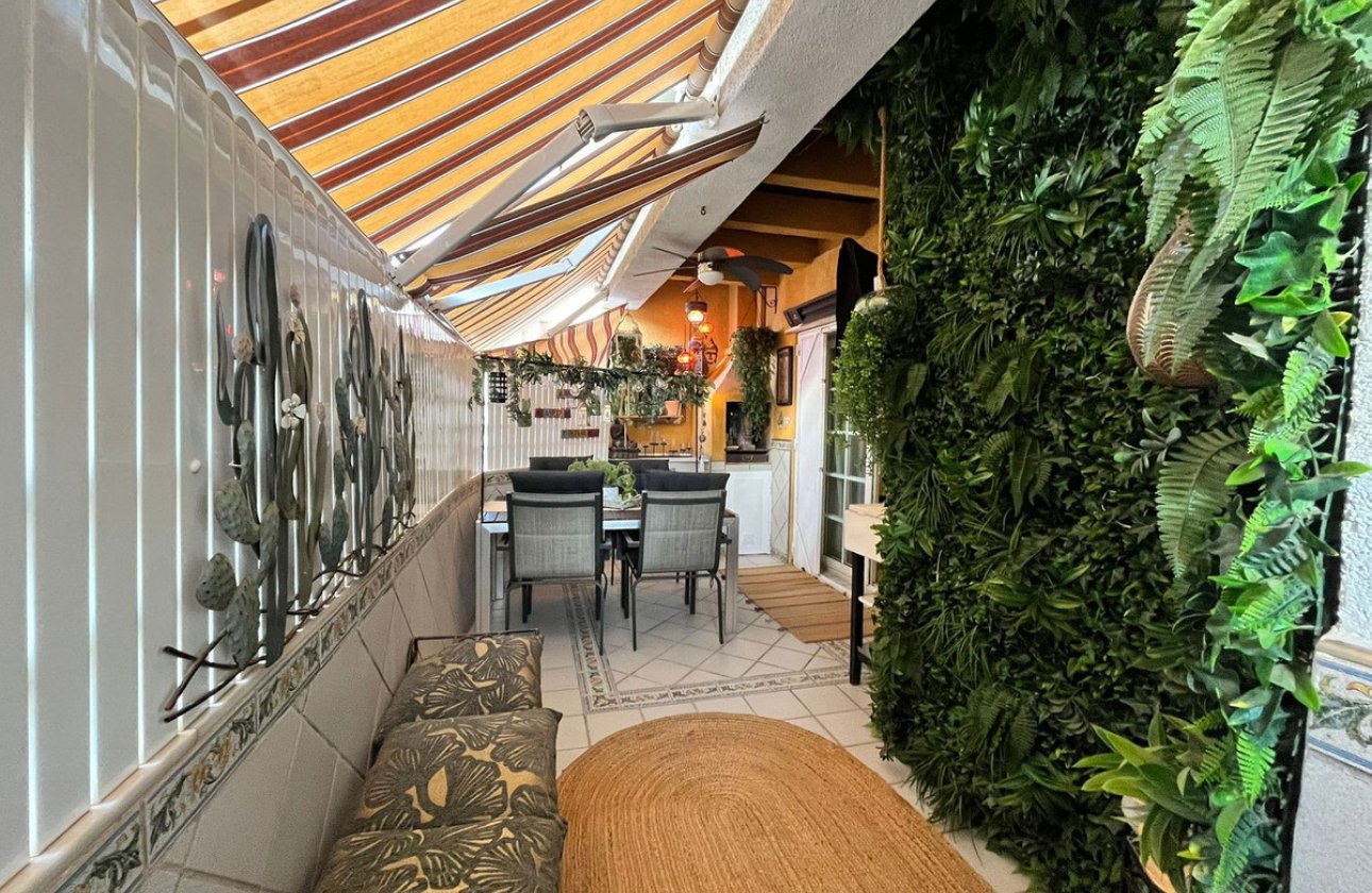 Reventa - Apartamento / piso -
Torrevieja - Torrevieja Centro