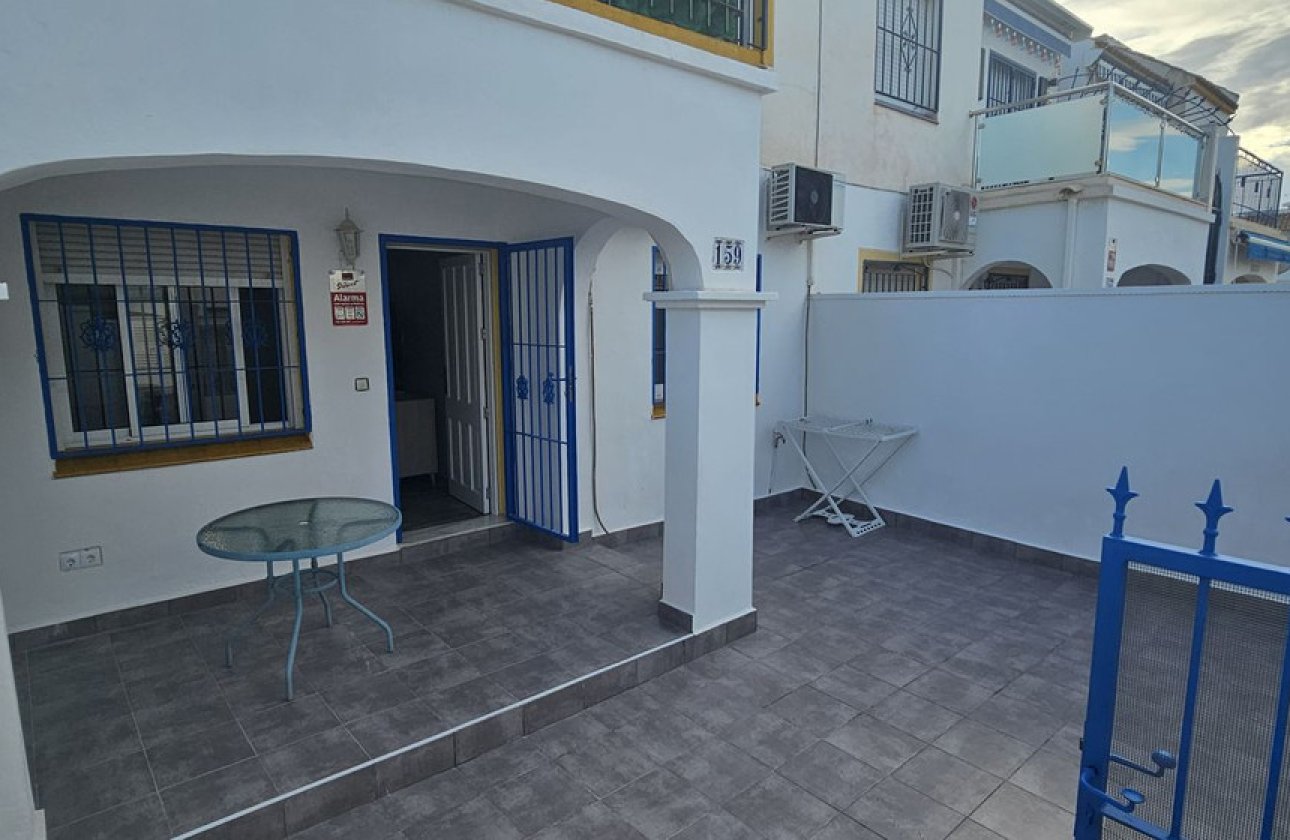 Reventa - Apartamento / piso -
Torrevieja - Torrevieja Centro