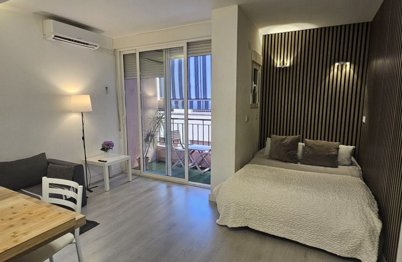 Reventa - Apartamento / piso -
Torrevieja - Torrevieja Centro