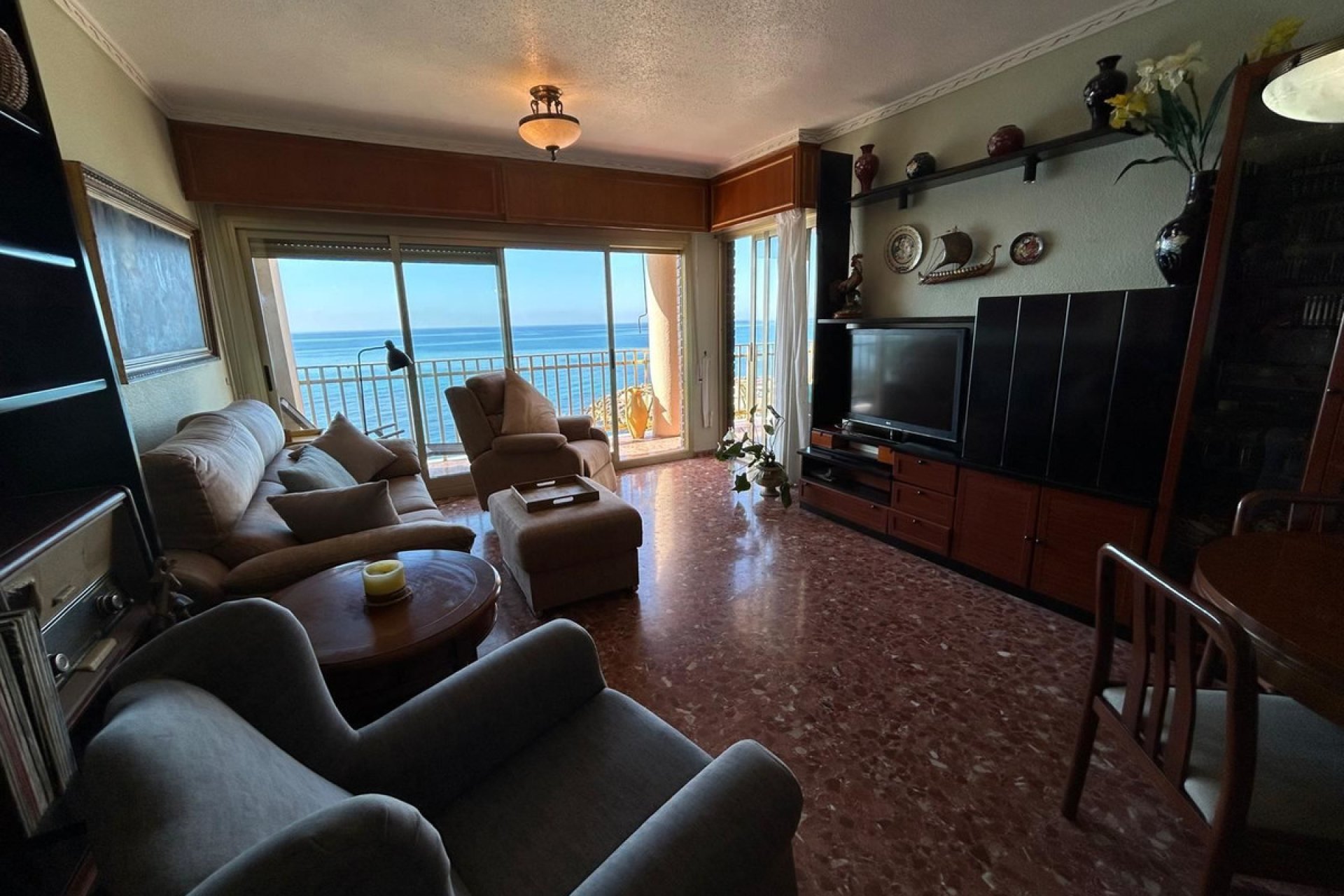 Reventa - Apartamento / piso -
Torrevieja - Torrevieja Centro