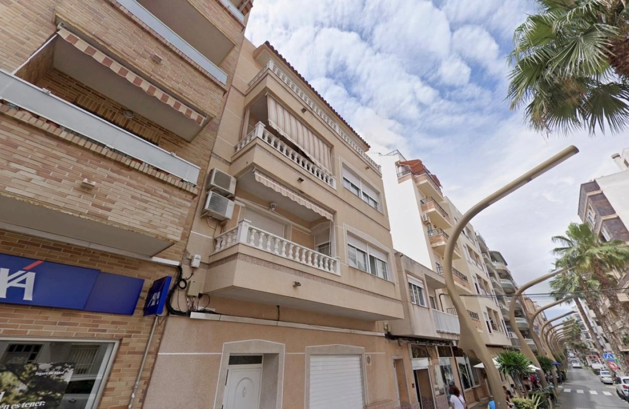 Reventa - Apartamento / piso -
Torrevieja - Torrevieja Centro