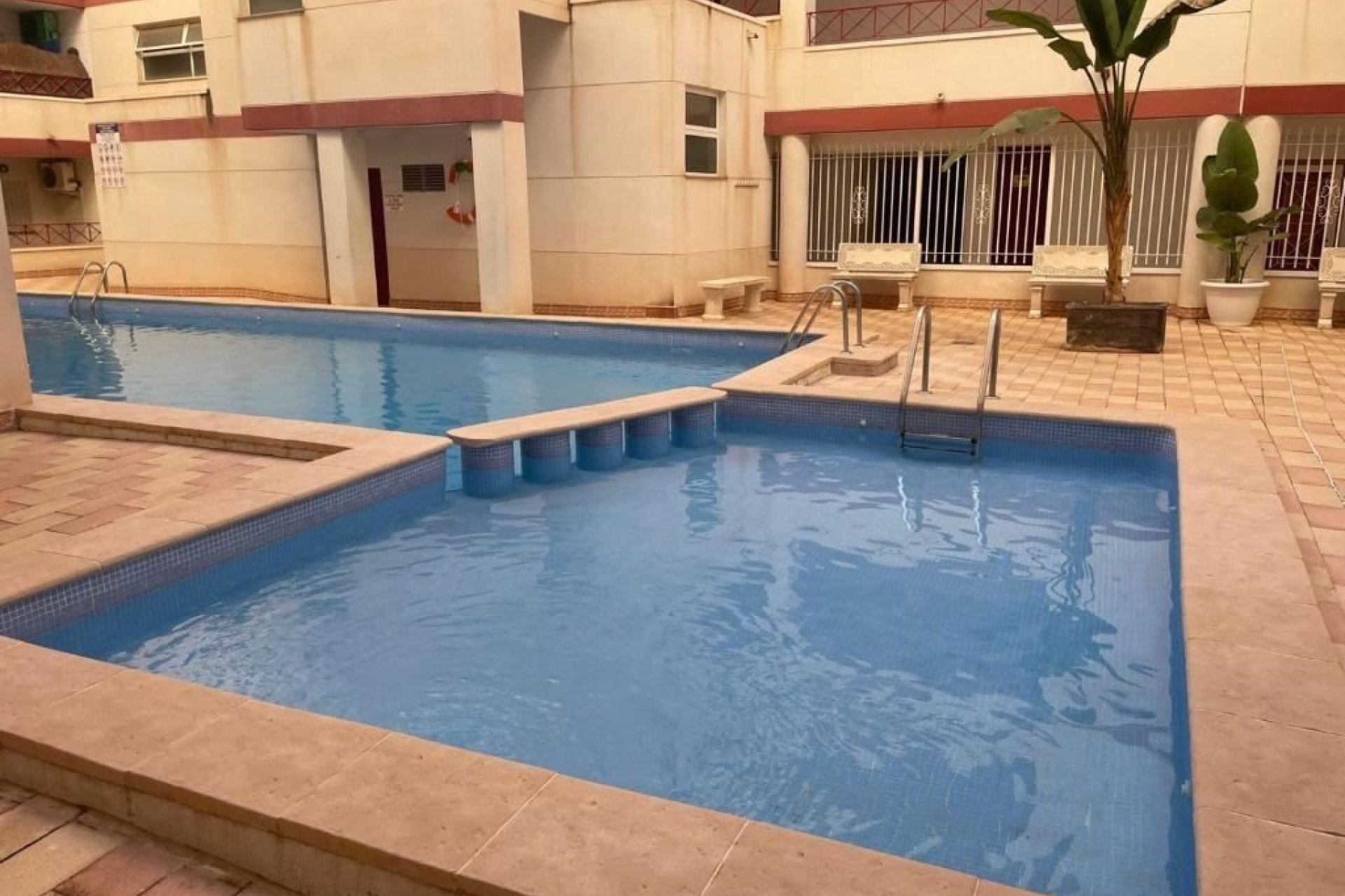 Reventa - Apartamento / piso -
Torrevieja - Torrevieja Centro