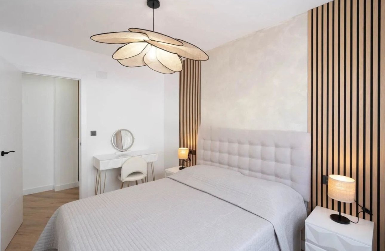 Reventa - Apartamento / piso -
Torrevieja - Torrevieja Centro