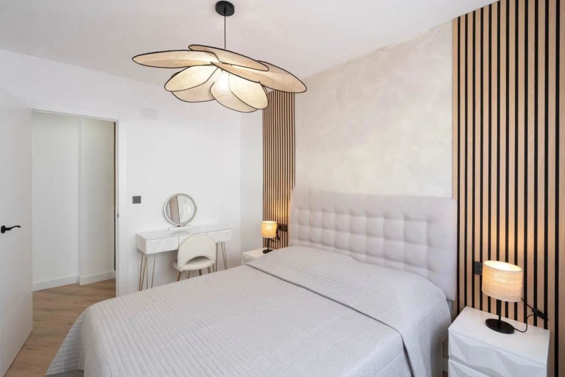 Reventa - Apartamento / piso -
Torrevieja - Torrevieja Centro