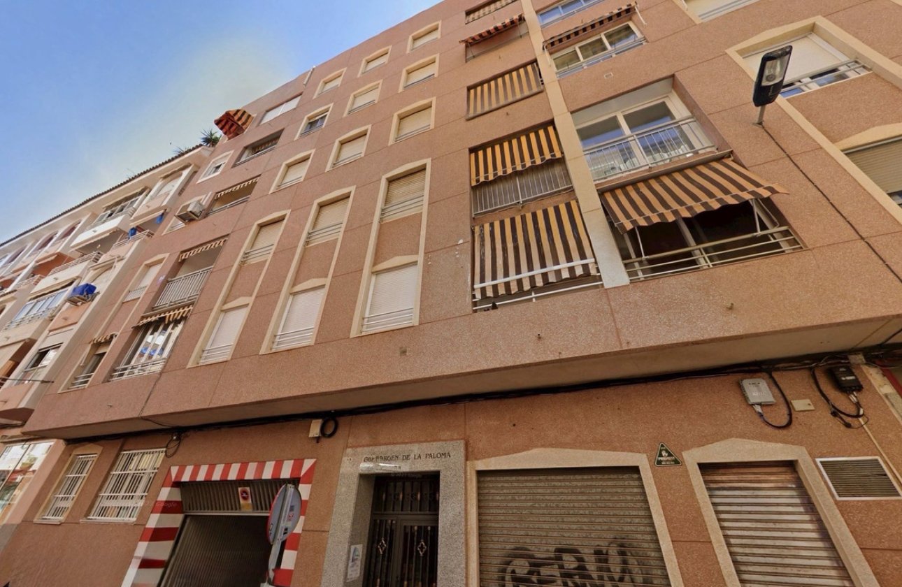 Reventa - Apartamento / piso -
Torrevieja - Torrevieja Centro