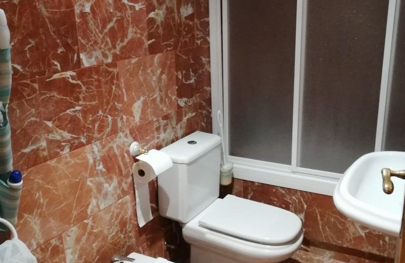 Reventa - Apartamento / piso -
Torrevieja - Torrevieja Centro