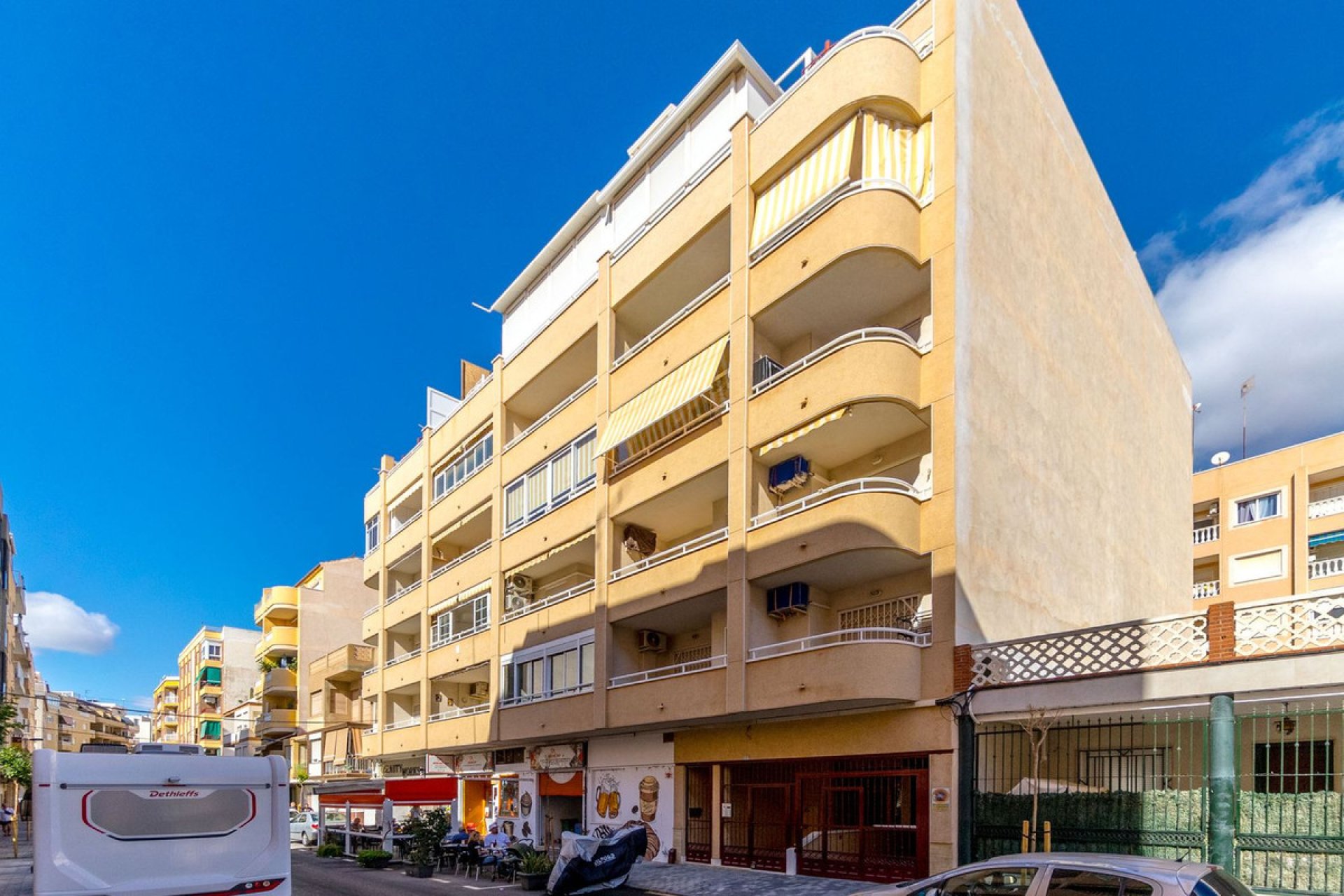 Reventa - Apartamento / piso -
Torrevieja - Torrevieja Centro