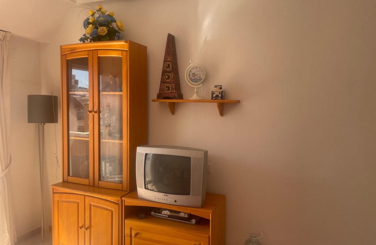 Reventa - Apartamento / piso -
Torrevieja - Torrevieja Centro