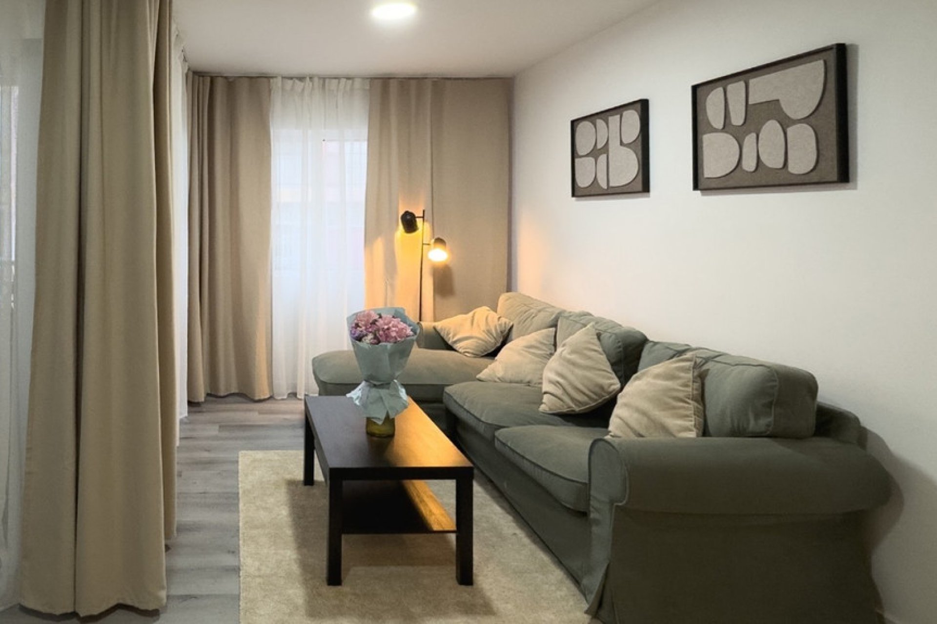 Reventa - Apartamento / piso -
Torrevieja - Torrevieja Centro