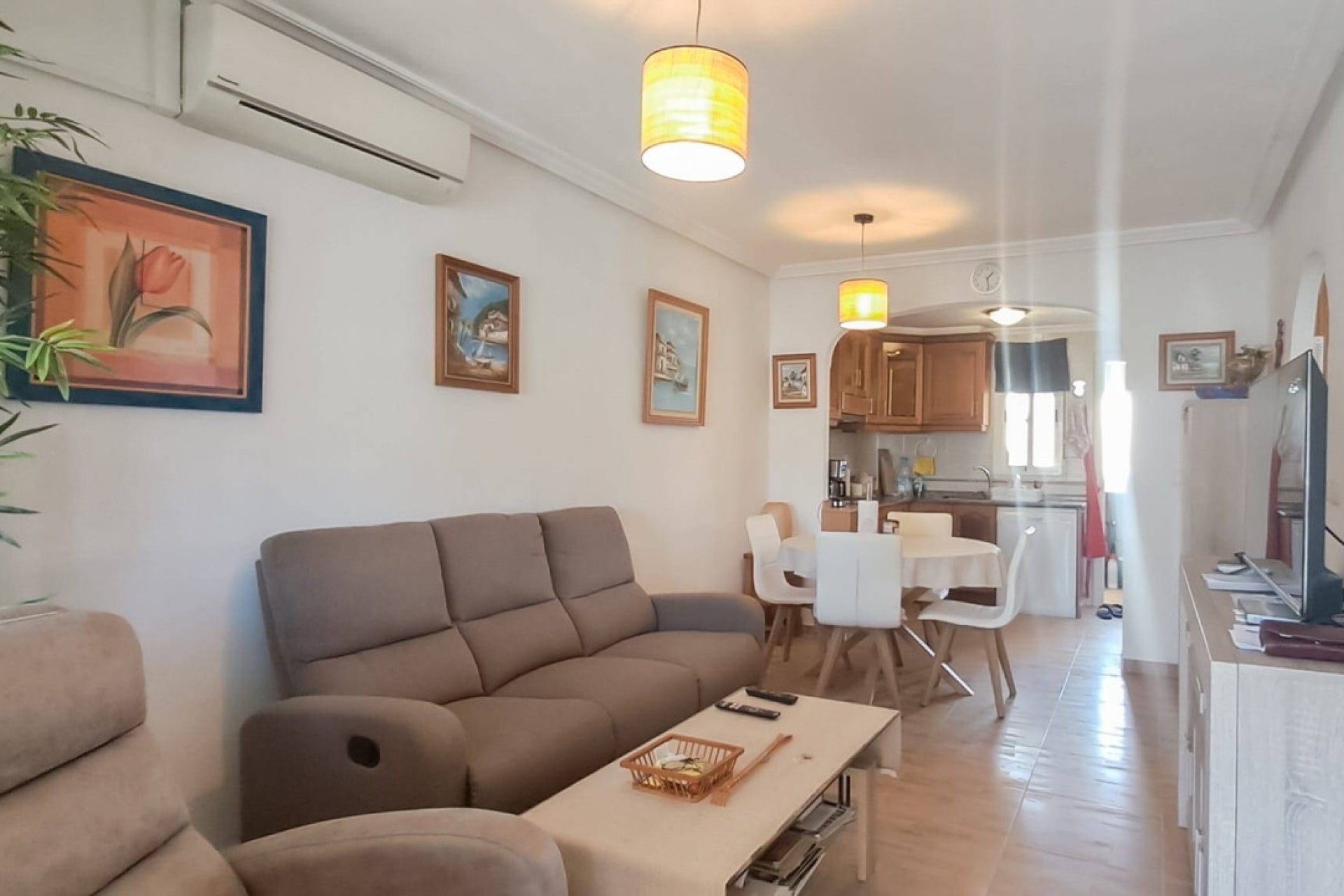 Reventa - Apartamento / piso -
Torrevieja - Torrevieja Centro
