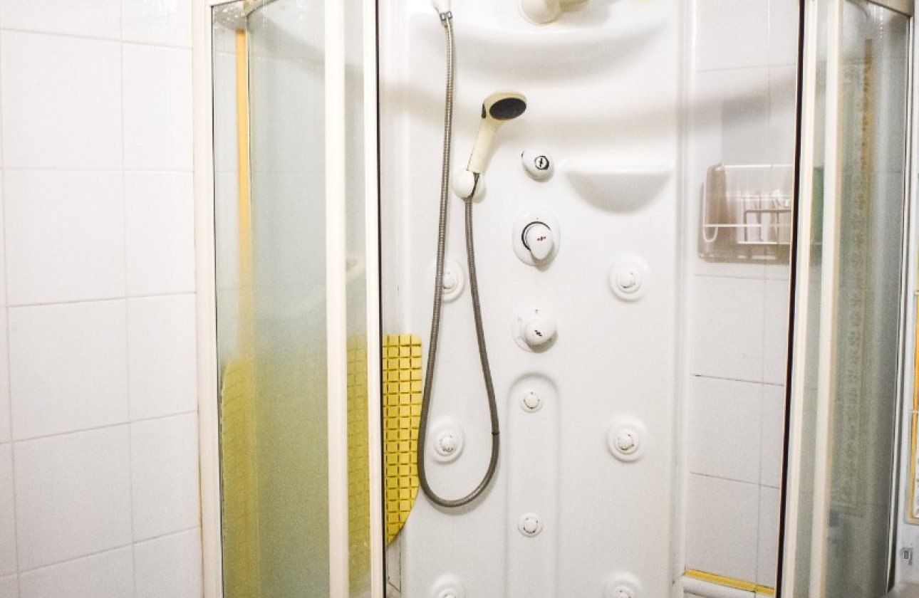 Reventa - Apartamento / piso -
Torrevieja - Torrevieja Centro