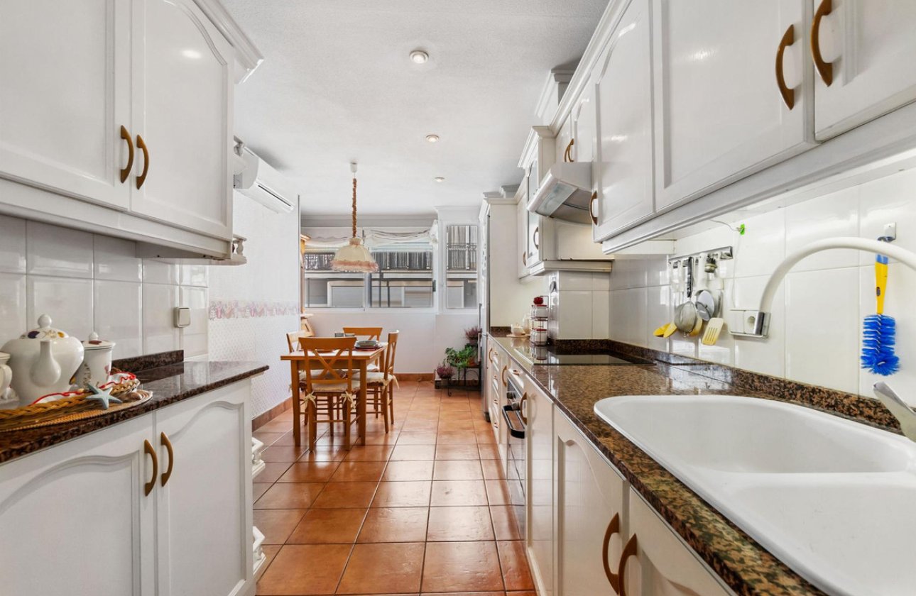 Reventa - Apartamento / piso -
Torrevieja - Torrevieja Centro