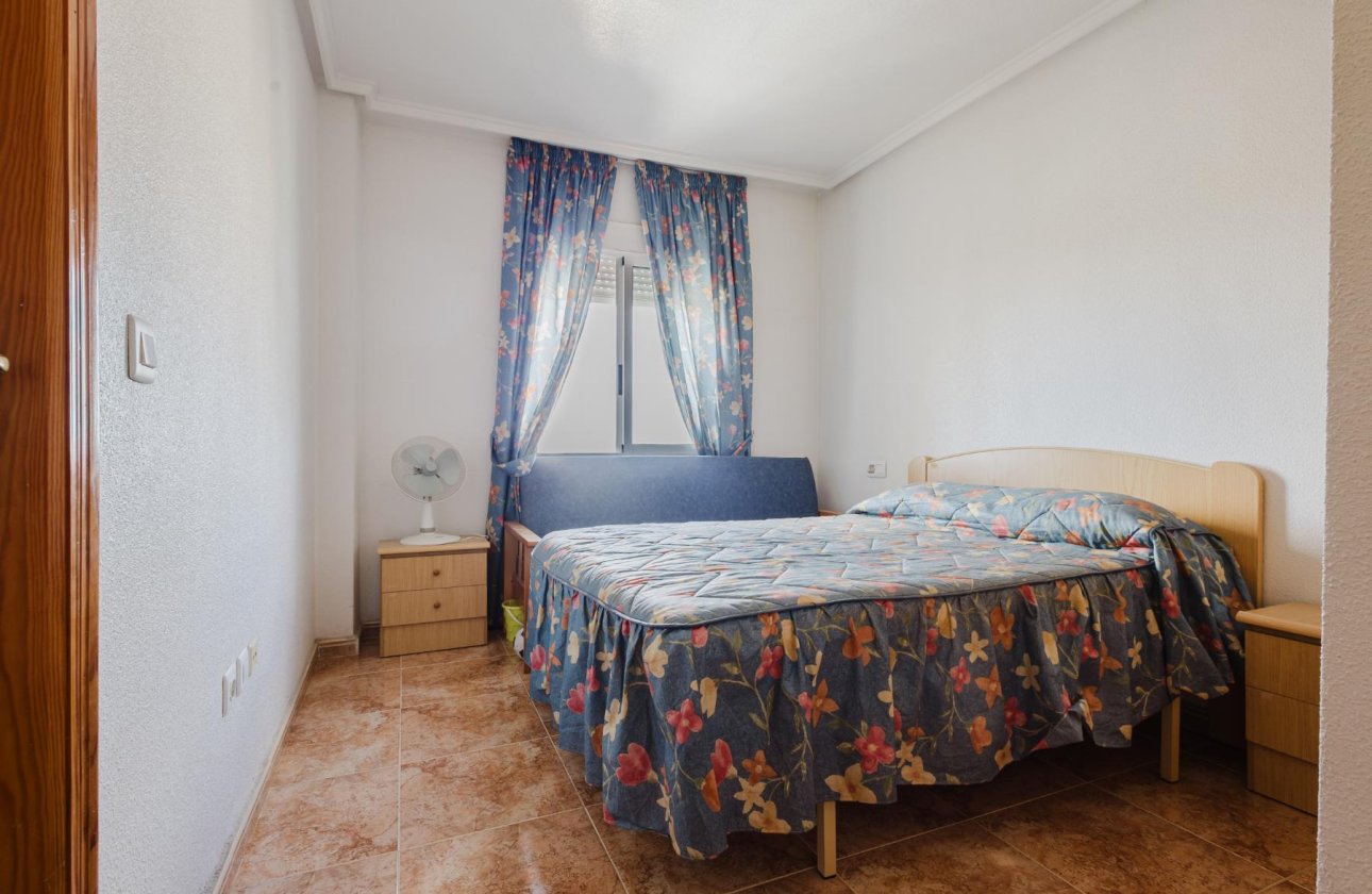 Reventa - Apartamento -
Torrevieja - Parque de Las Naciones